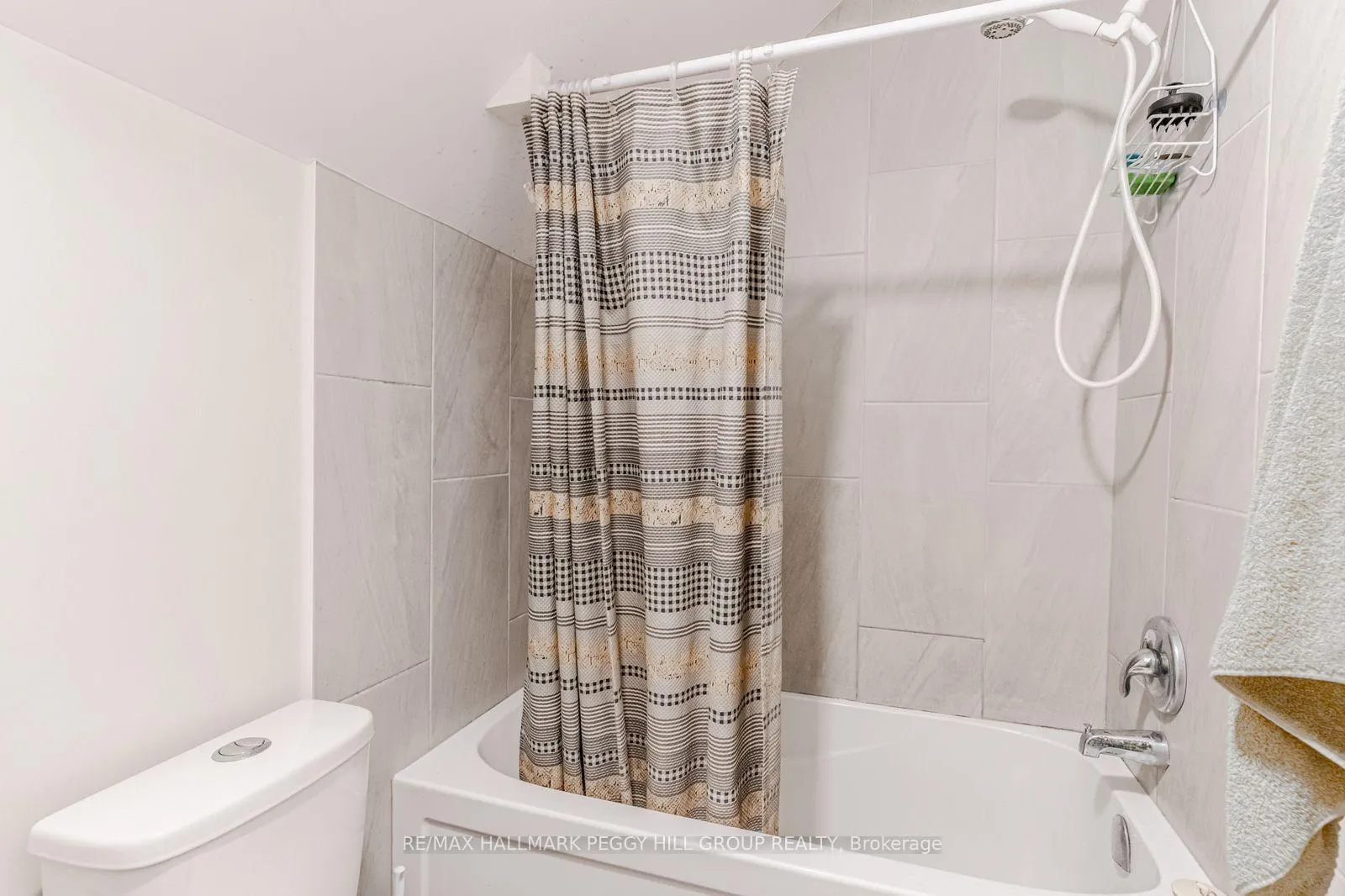 Photo 7 of Unit 4, 42 Toronto Street, Barrie, City Centre — HOMEH