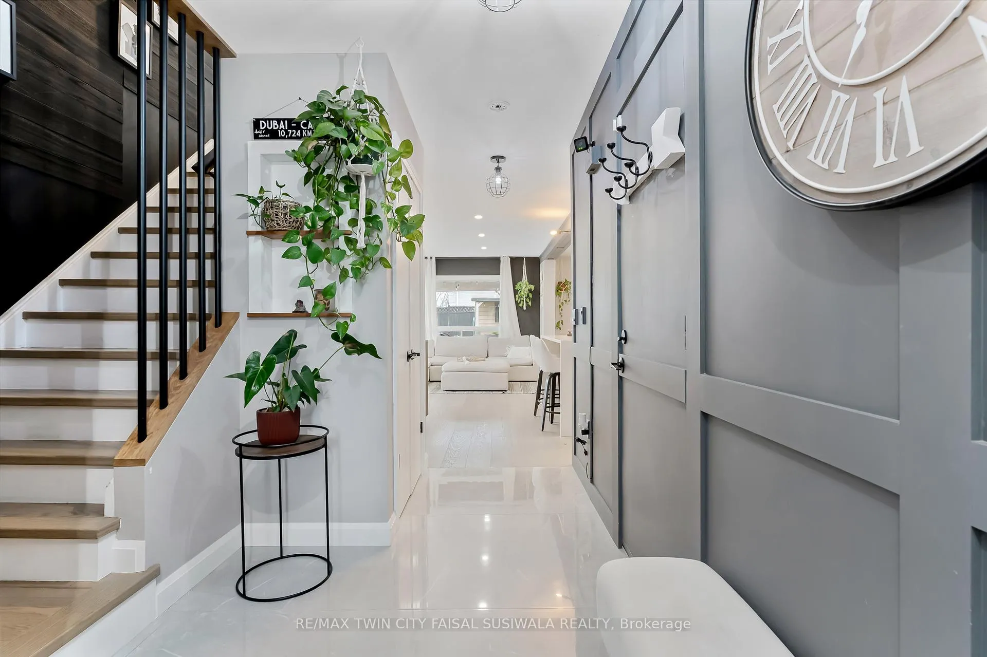 Photo 11 of 115 Sweeney Crescent, Cambridge — HOMEH