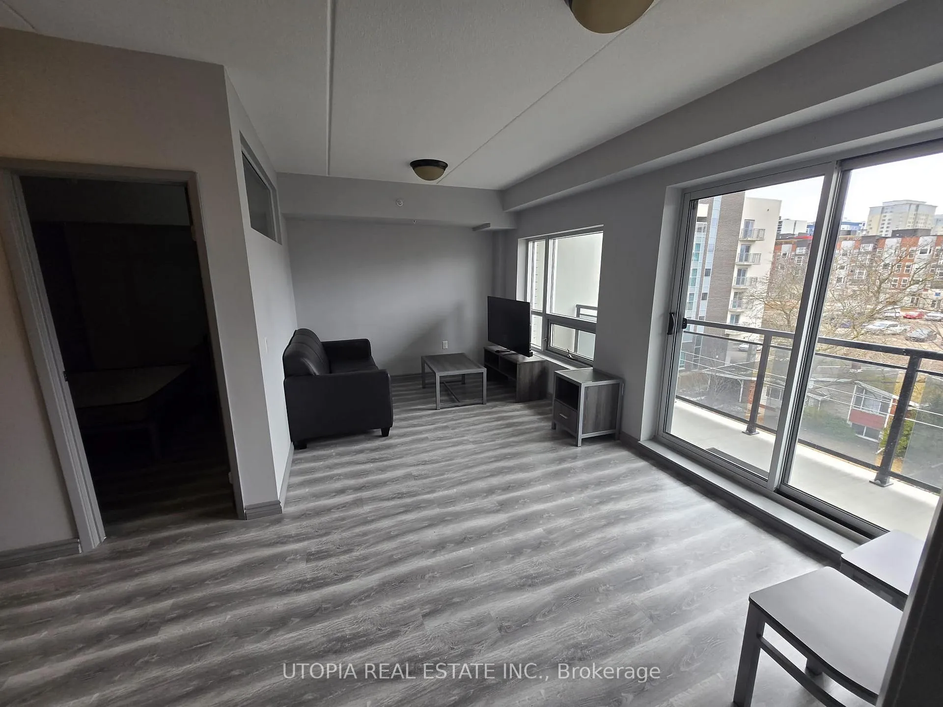 Photo 7 of Unit F-512, 275 Larch Street, Waterloo, Beechwood/University — HOMEH