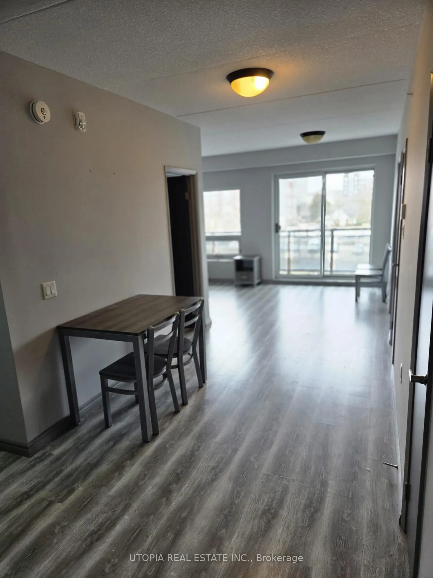 Photo 11 of Unit F-512, 275 Larch Street, Waterloo, Beechwood/University — HOMEH