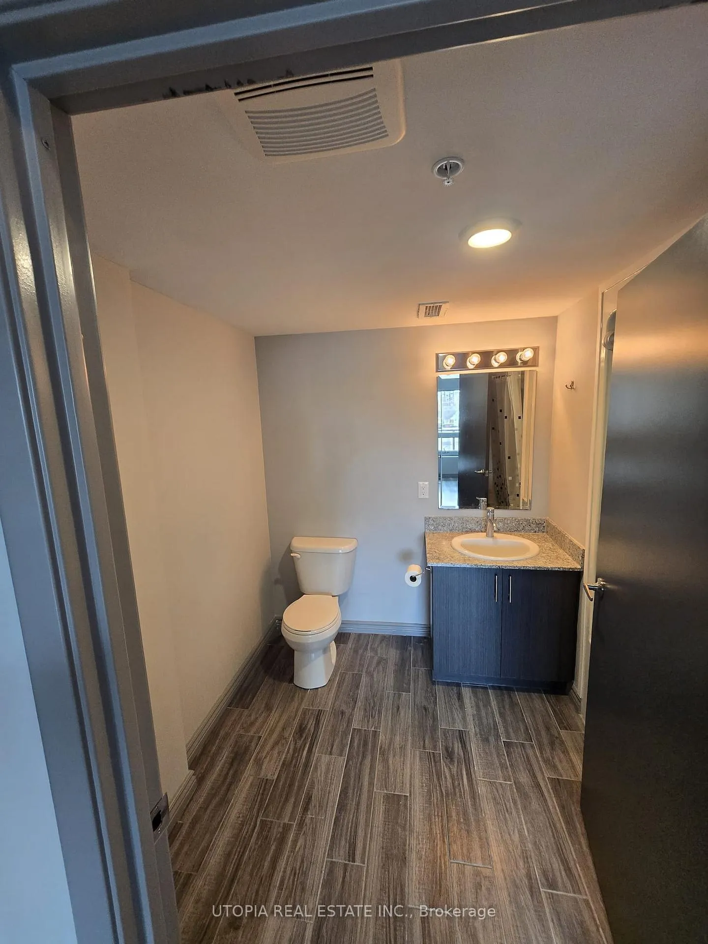 Photo 18 of Unit F-512, 275 Larch Street, Waterloo, Beechwood/University — HOMEH