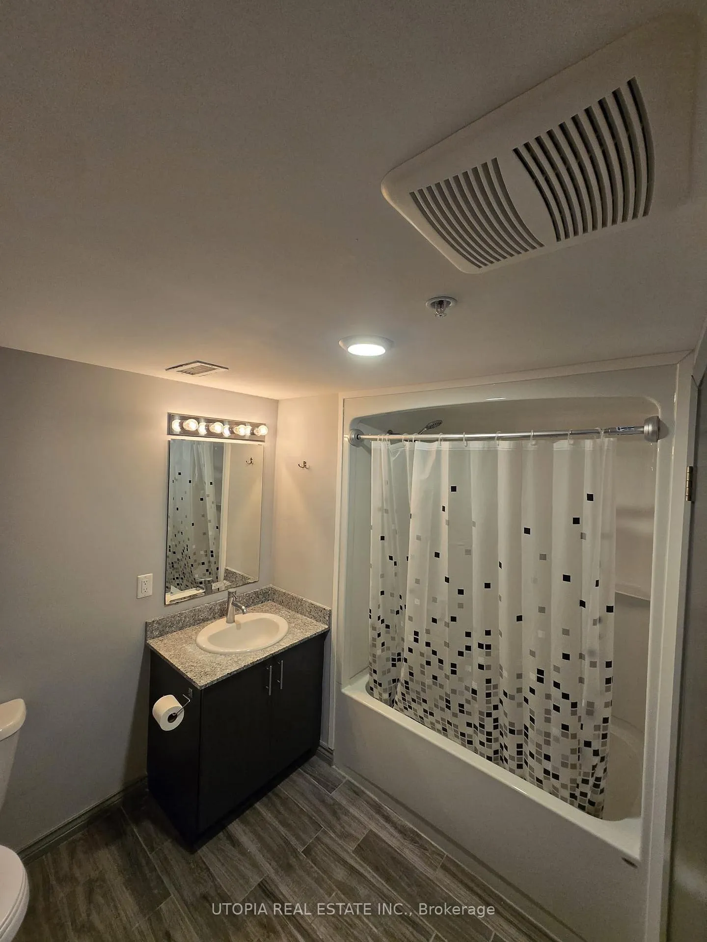 Photo 19 of Unit F-512, 275 Larch Street, Waterloo, Beechwood/University — HOMEH
