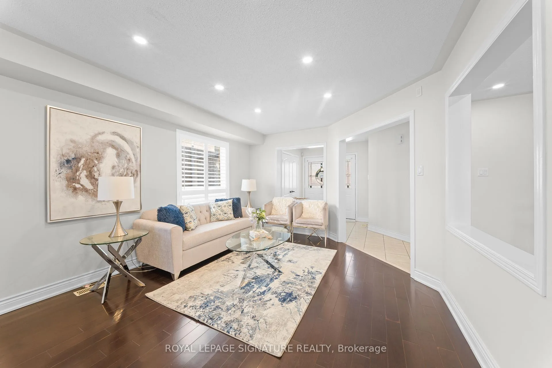 Photo 4 of Unit Main/Upper, 16 Newark Way, Brampton, Fletcher's Meadow — HOMEH