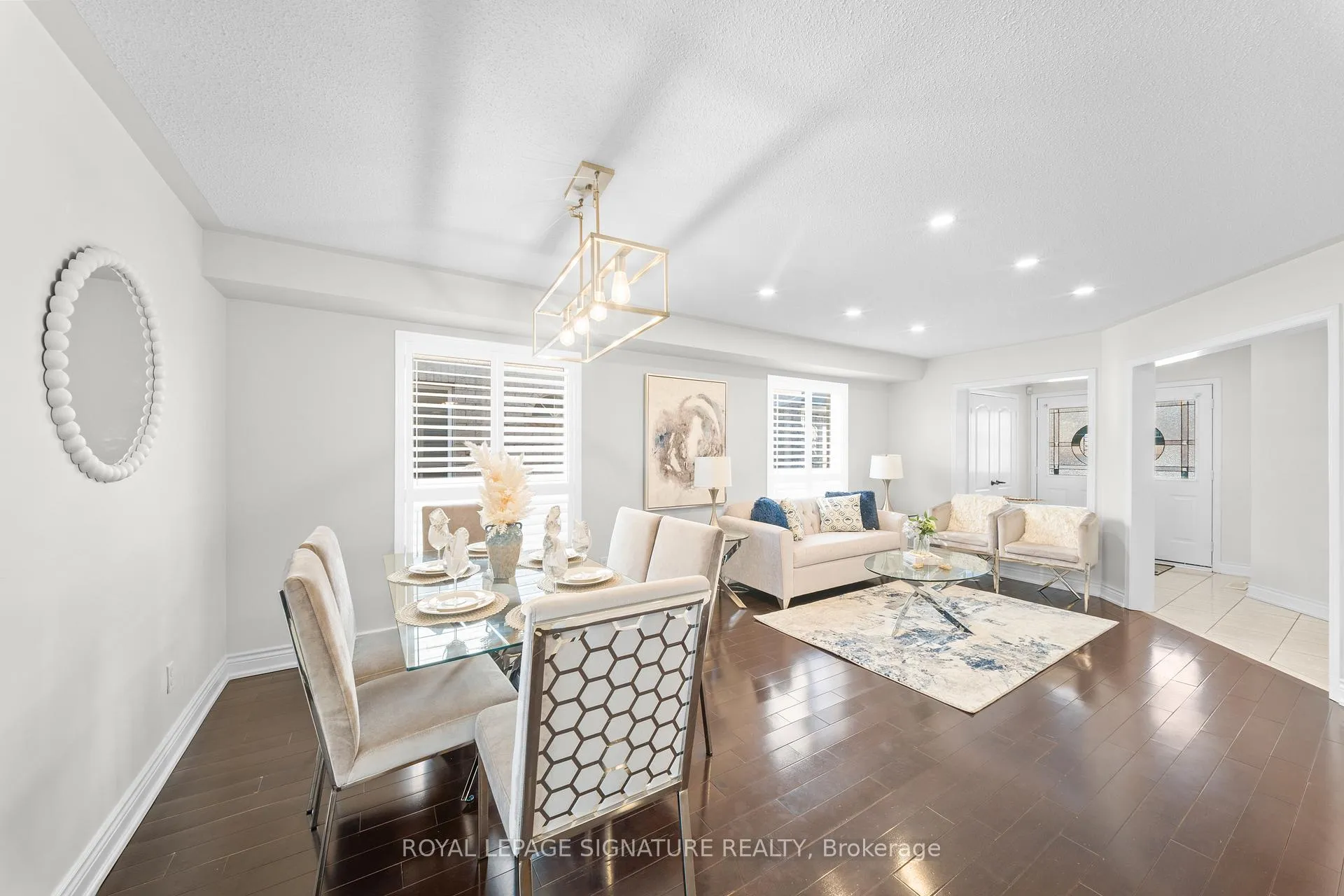 Photo 7 of Unit Main/Upper, 16 Newark Way, Brampton, Fletcher's Meadow — HOMEH