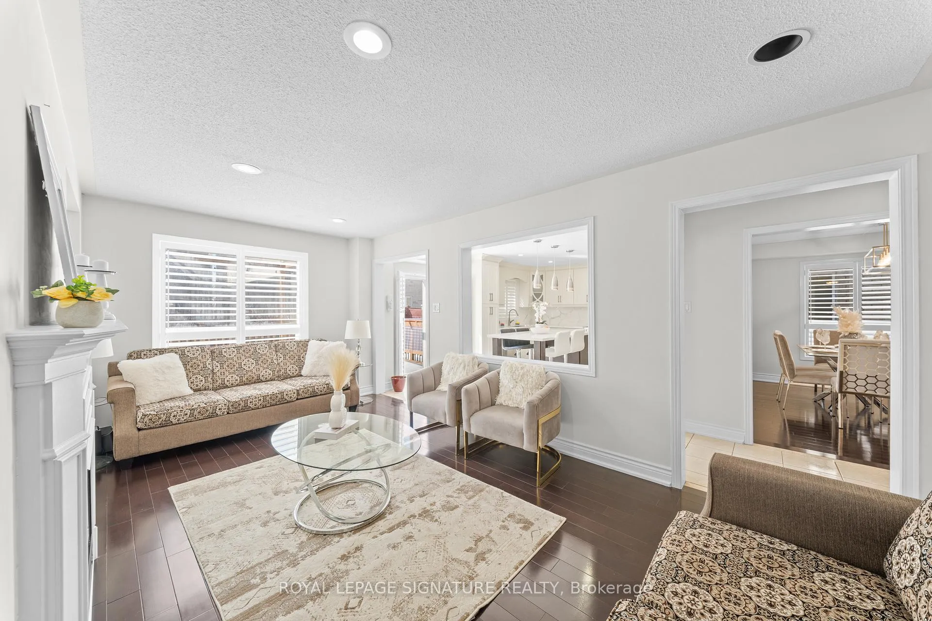 Photo 15 of Unit Main/Upper, 16 Newark Way, Brampton, Fletcher's Meadow — HOMEH