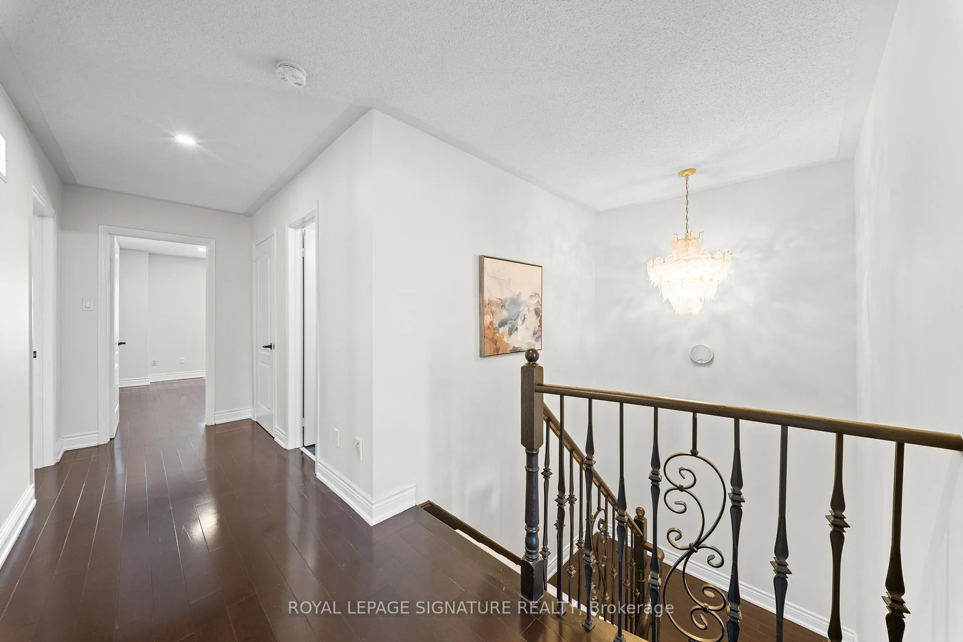 Photo 16 of Unit Main/Upper, 16 Newark Way, Brampton, Fletcher's Meadow — HOMEH