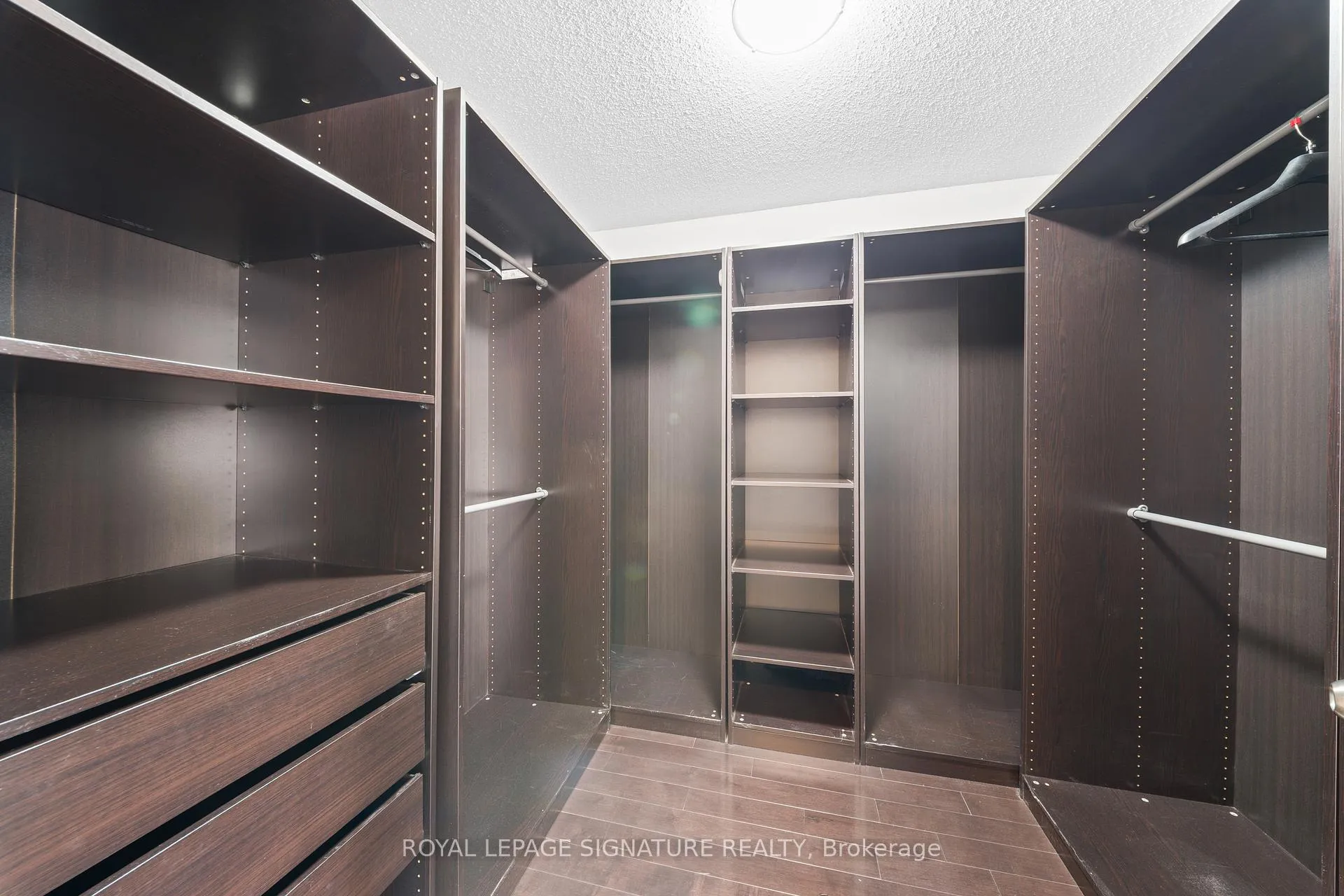 Photo 21 of Unit Main/Upper, 16 Newark Way, Brampton, Fletcher's Meadow — HOMEH
