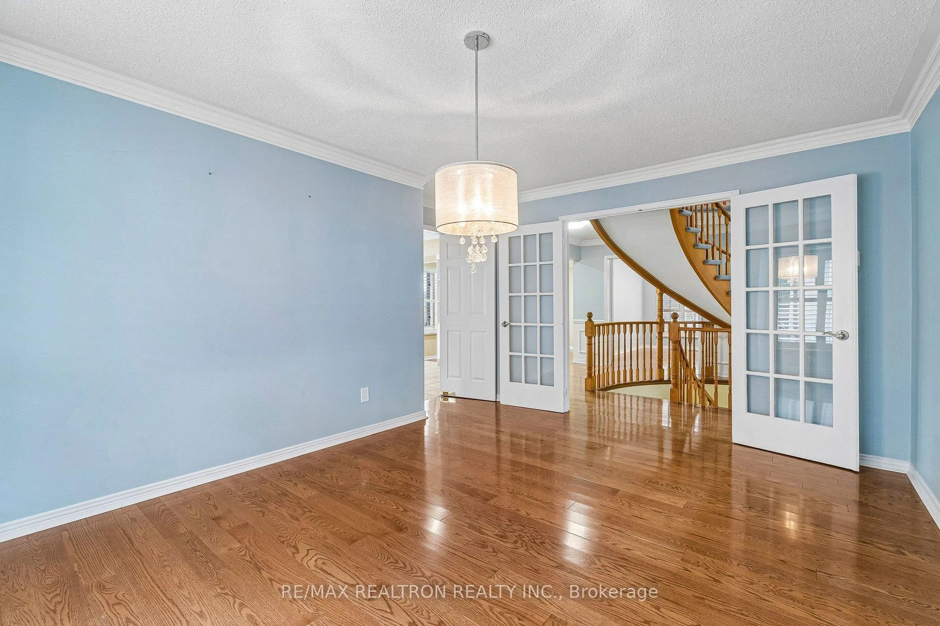 Photo 7 of 108 Cranberry Lane, Aurora, Aurora Highlands — HOMEH