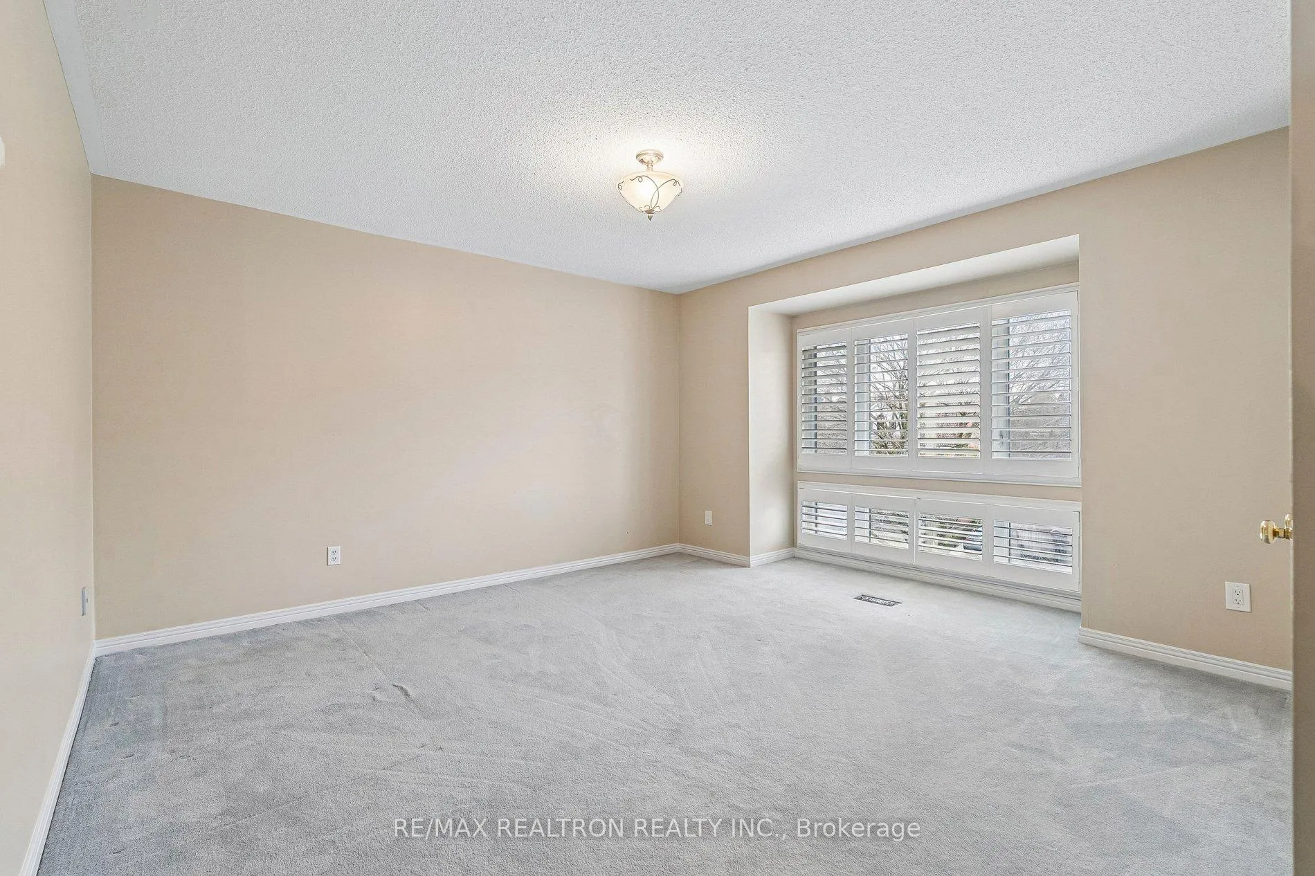 Photo 22 of 108 Cranberry Lane, Aurora, Aurora Highlands — HOMEH