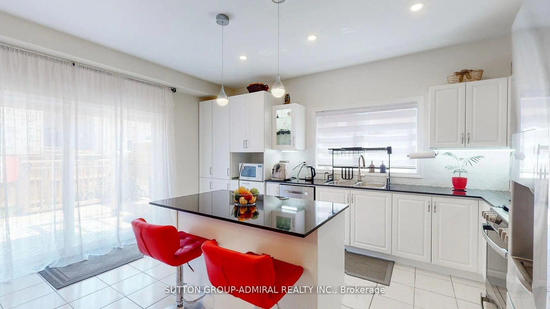 Photo 10 of 3 Cypress Point Street, Barrie, Ardagh — HOMEH