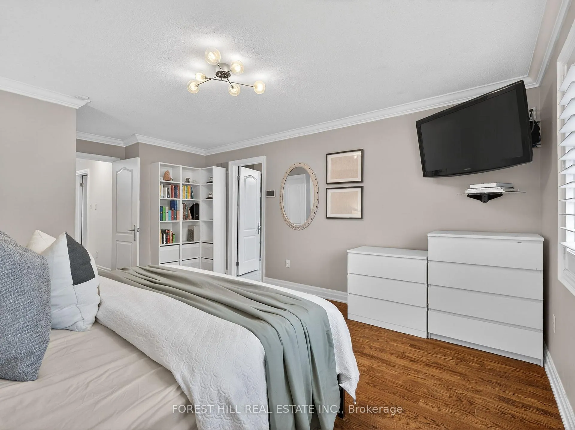 Photo 24 of 11 Bestview Crescent, Vaughan, Rural Vaughan — HOMEH