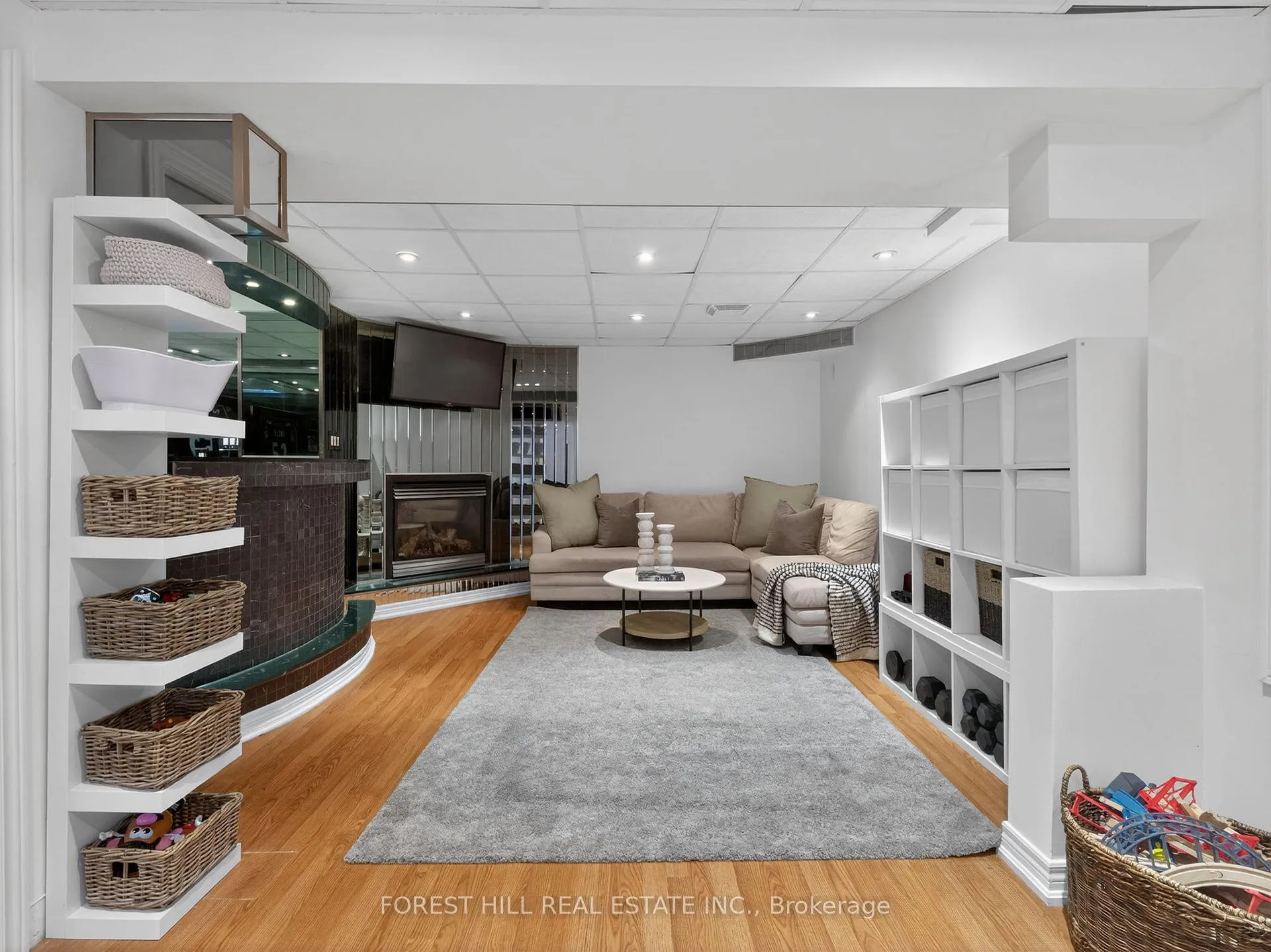 Photo 35 of 11 Bestview Crescent, Vaughan, Rural Vaughan — HOMEH