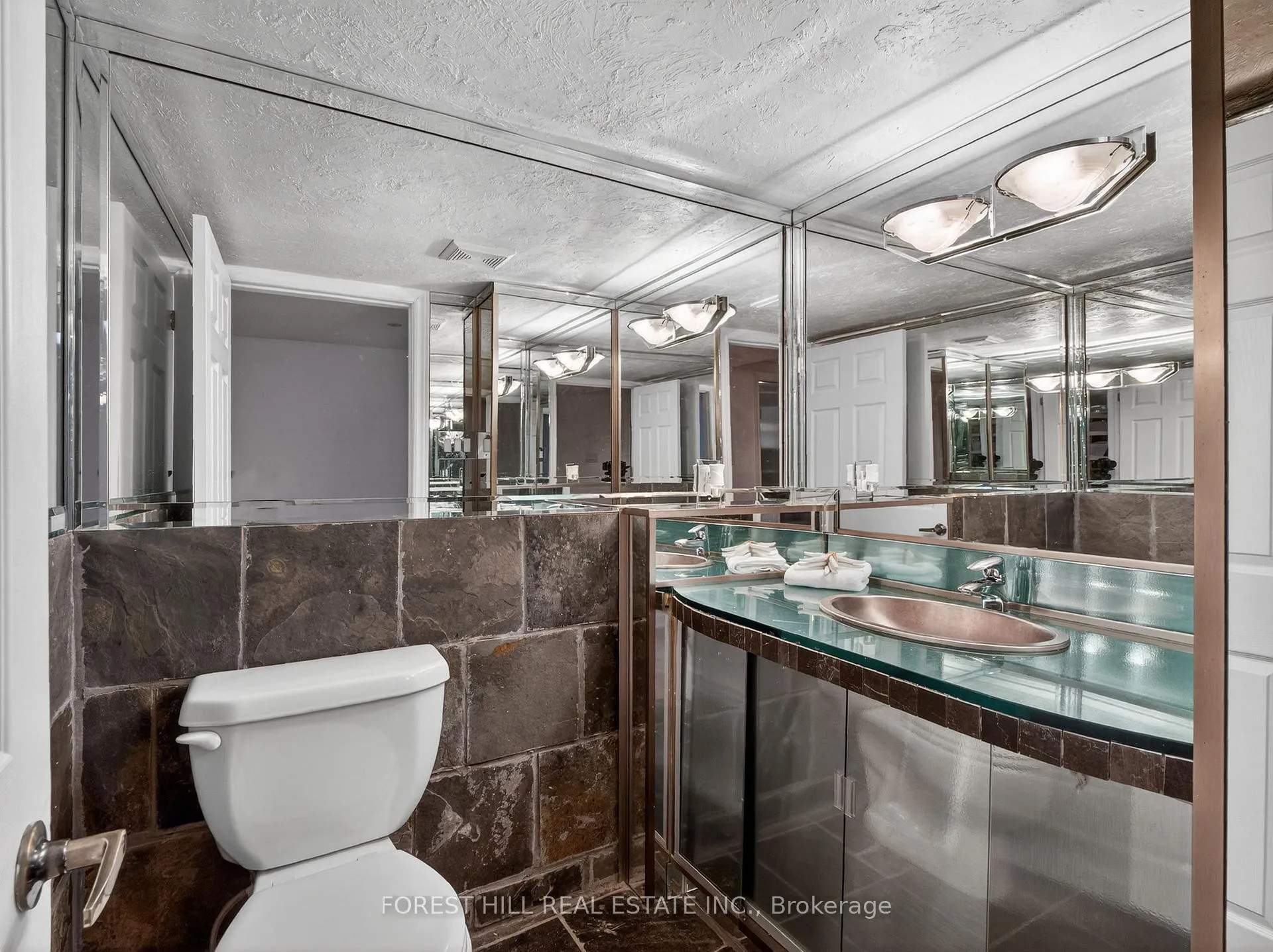 Photo 40 of 11 Bestview Crescent, Vaughan, Rural Vaughan — HOMEH