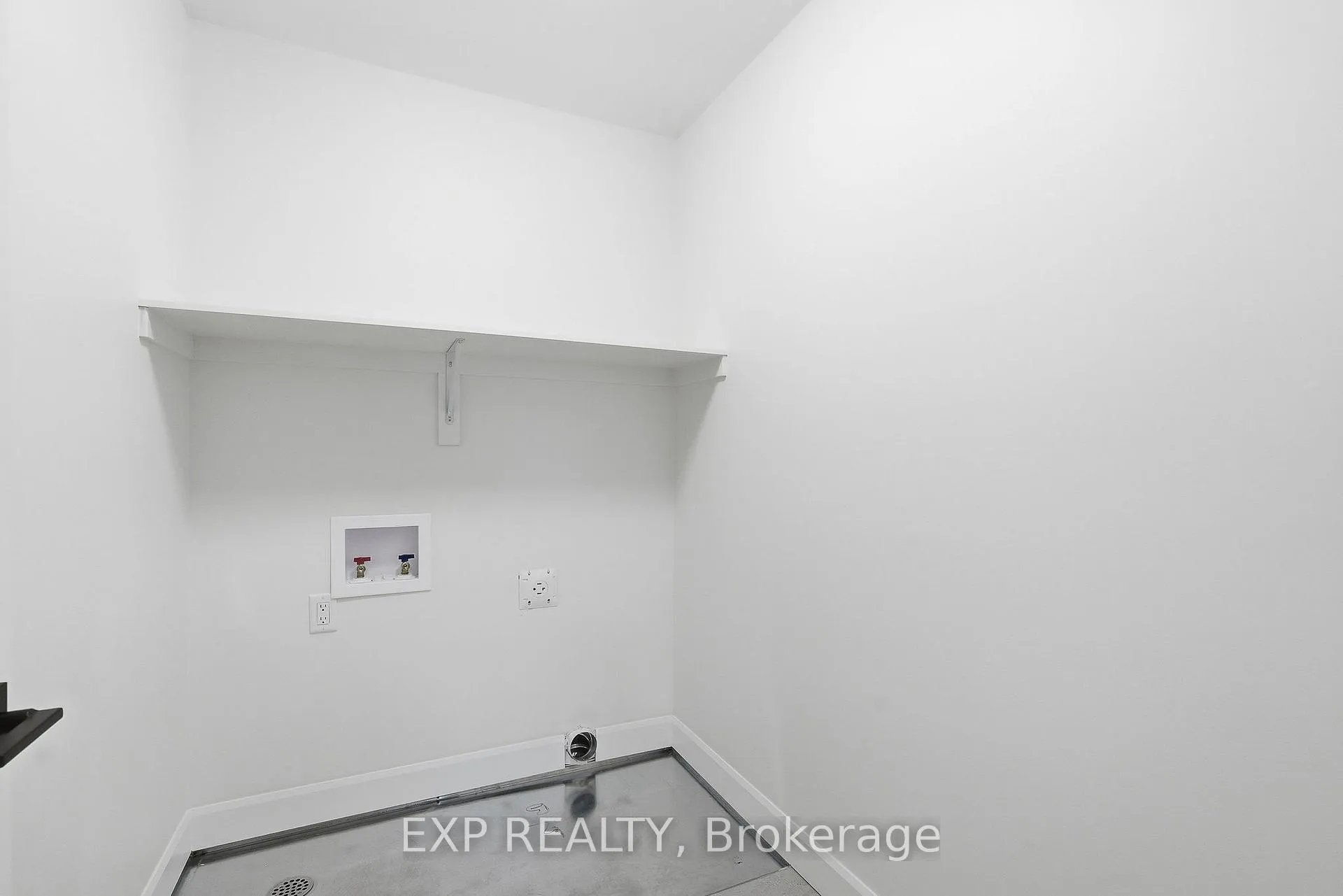 Photo 10 of 113 Lorie Street, The Nation, Limoges — HOMEH