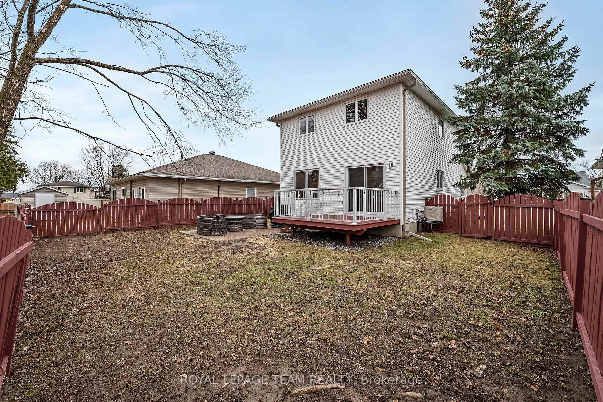 Photo 24 of 54 Haramis Drive, Renfrew — HOMEH