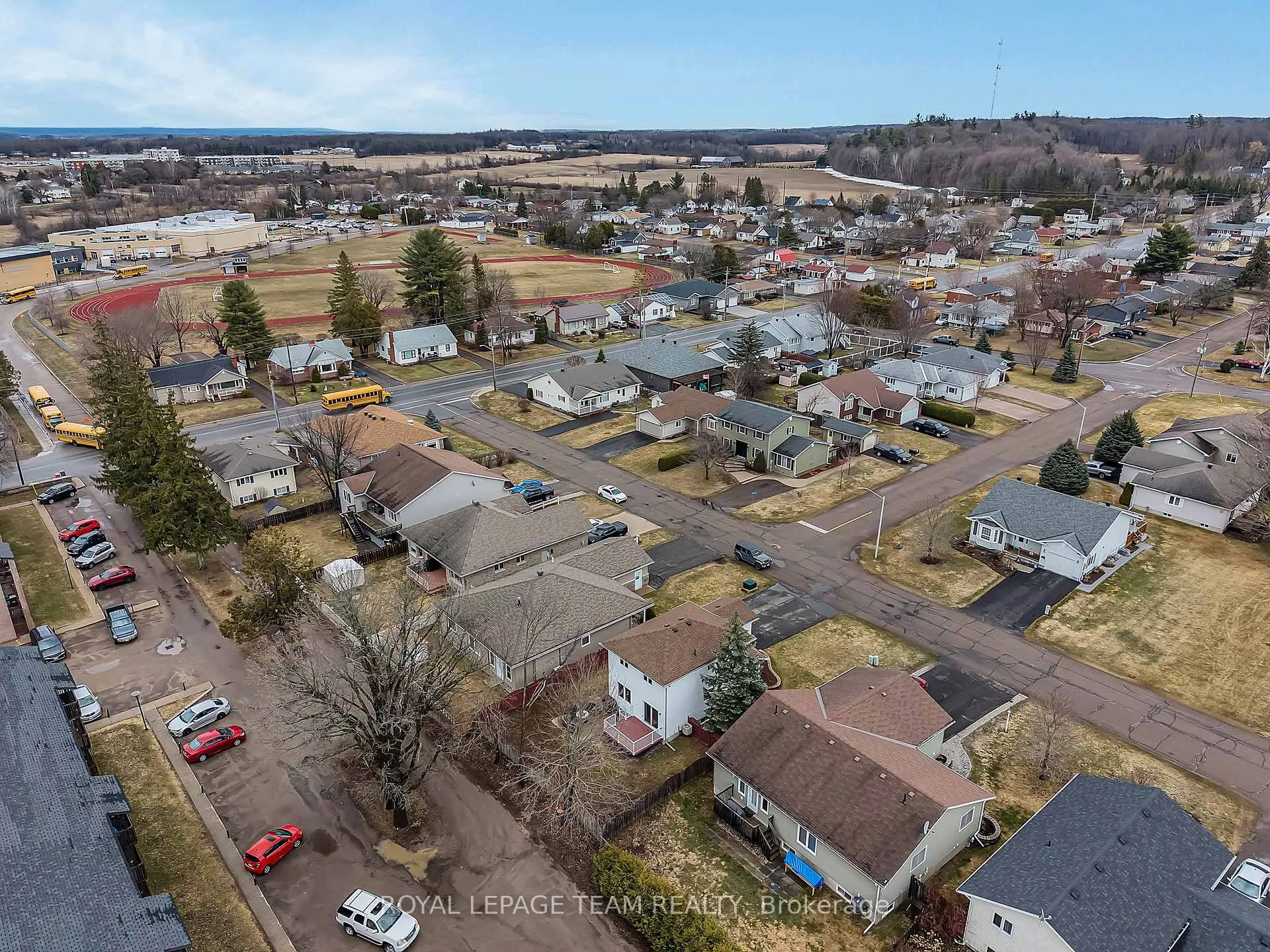 Photo 28 of 54 Haramis Drive, Renfrew — HOMEH