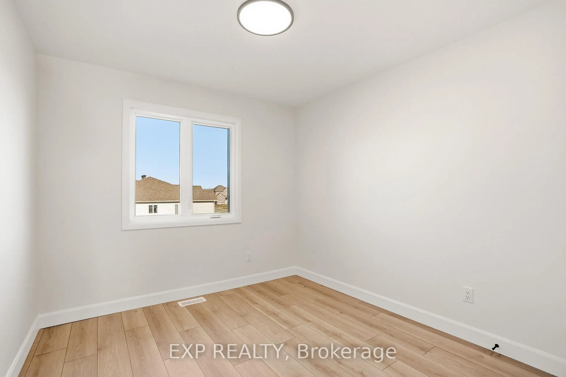 Photo 15 of 119 Lorie Street, The Nation, Limoges — HOMEH
