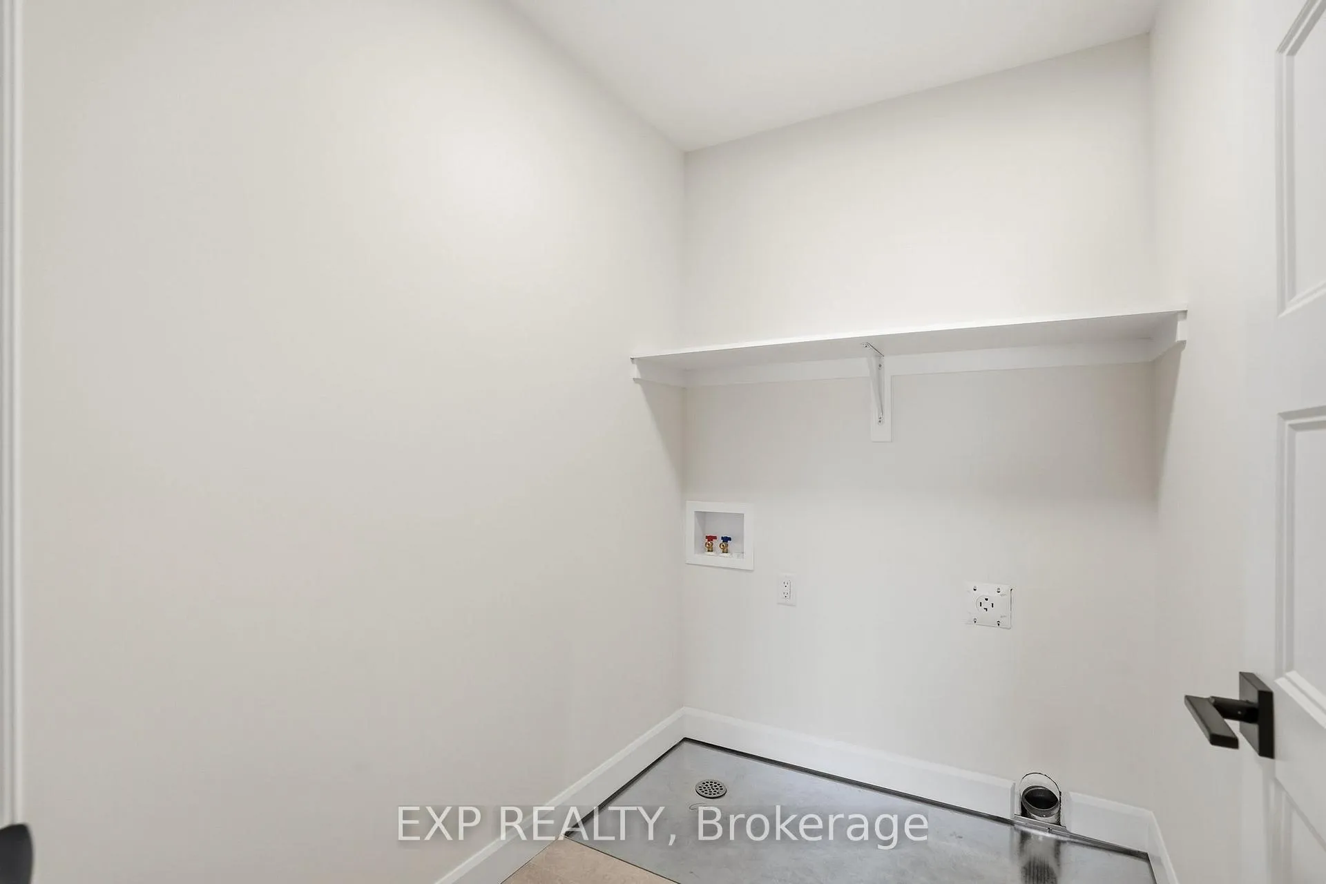 Photo 19 of 119 Lorie Street, The Nation, Limoges — HOMEH