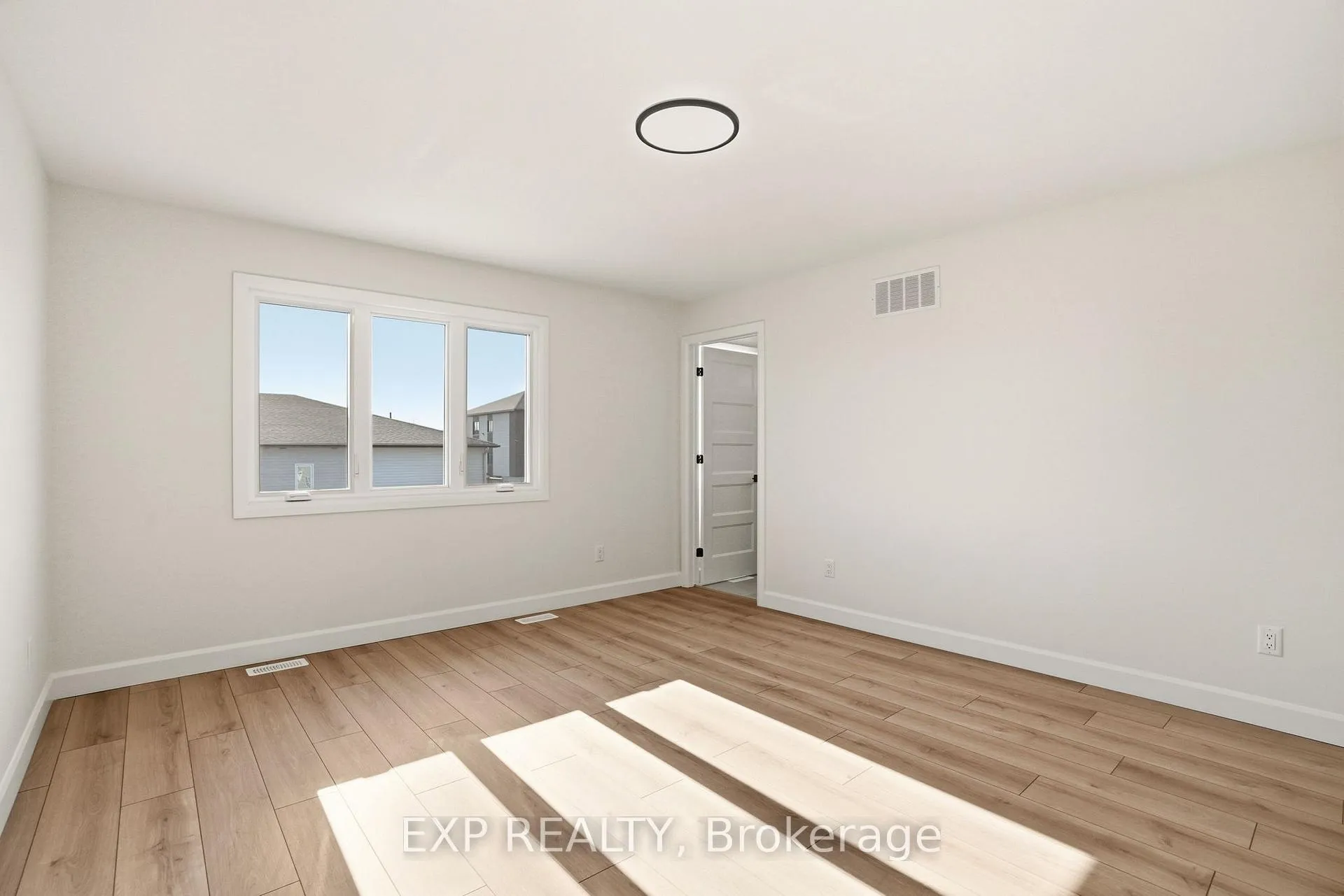 Photo 21 of 119 Lorie Street, The Nation, Limoges — HOMEH