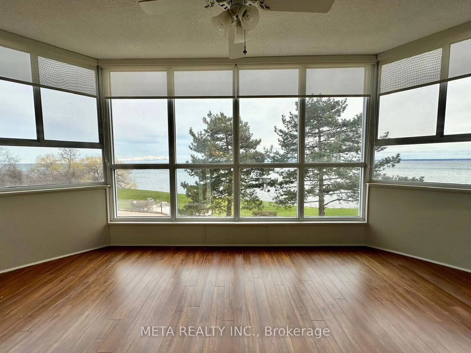 Photo 9 of Unit 309, 5280 Lakeshore Road, Burlington, Appleby — HOMEH