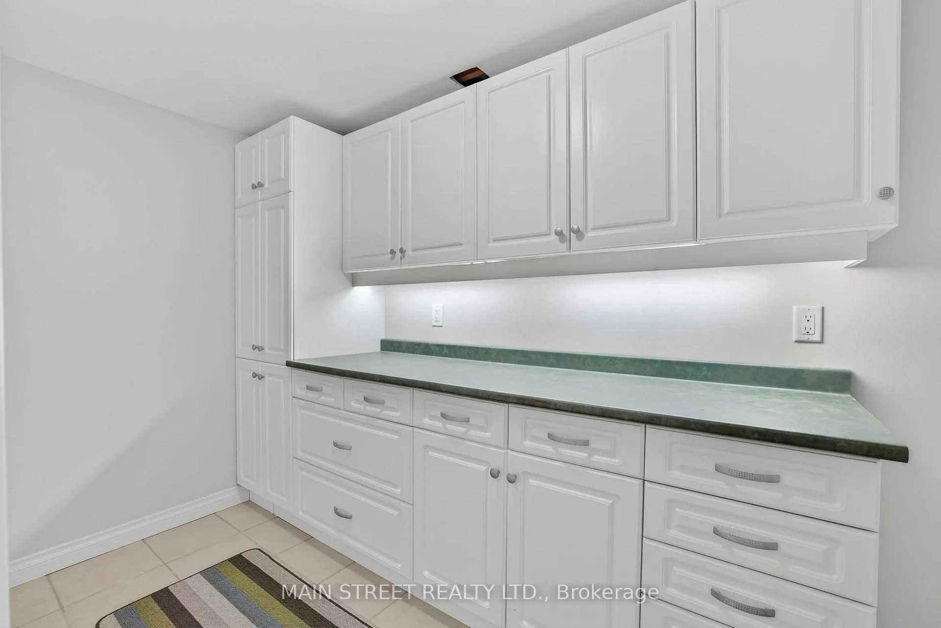 Photo 37 of 65 Marsh Harbour, Aurora, Aurora Highlands — HOMEH