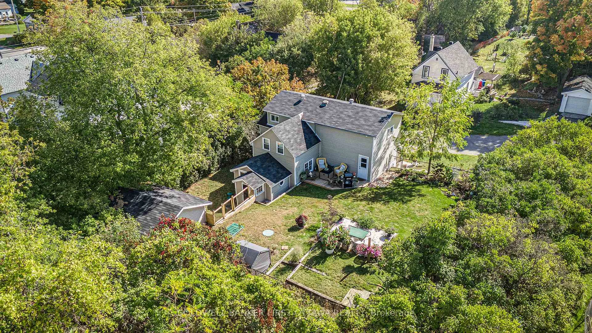 Photo 2 of 107 Owen Street, Lanark Highlands, Lanark Highlands (Lanark Village) — HOMEH