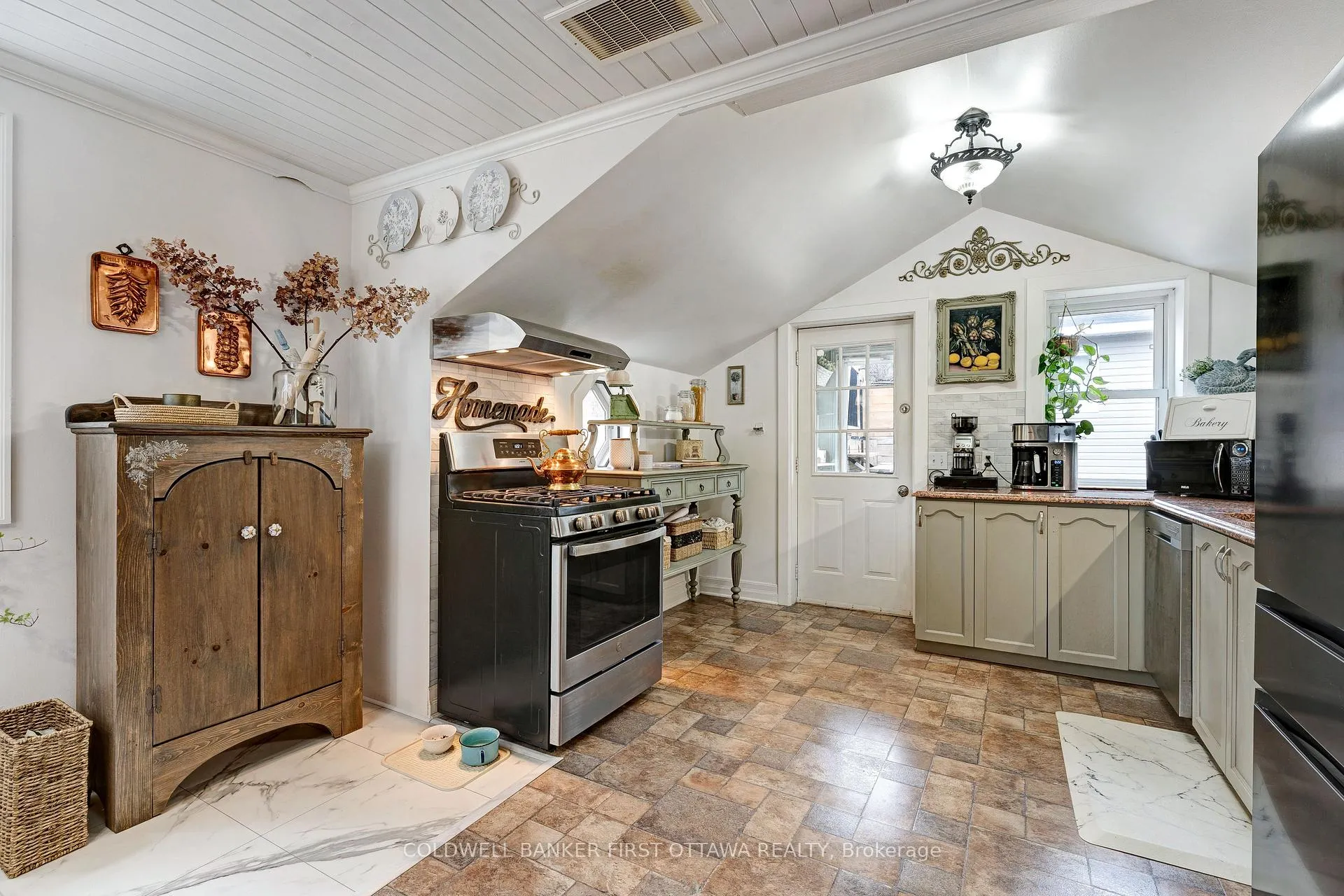 Photo 13 of 107 Owen Street, Lanark Highlands, Lanark Highlands (Lanark Village) — HOMEH