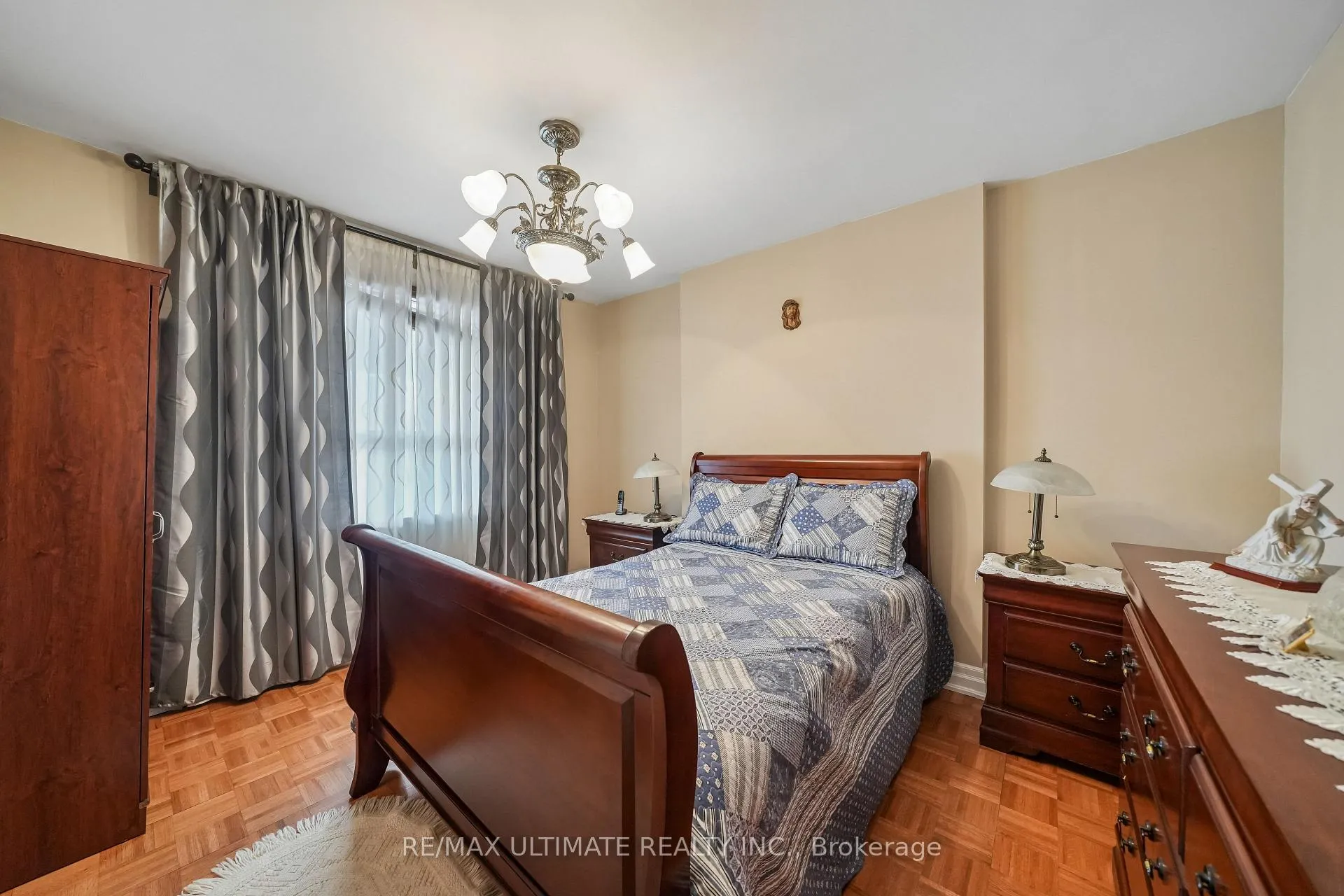 Photo 6 of 53 Gilbert Avenue, Toronto, Corso Italia-Davenport — HOMEH