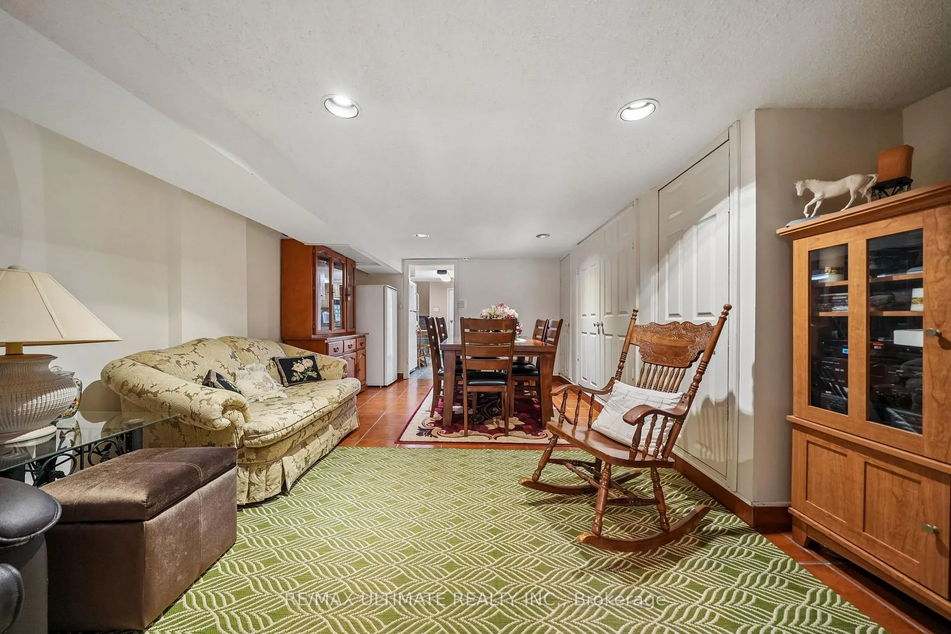 Photo 16 of 53 Gilbert Avenue, Toronto, Corso Italia-Davenport — HOMEH