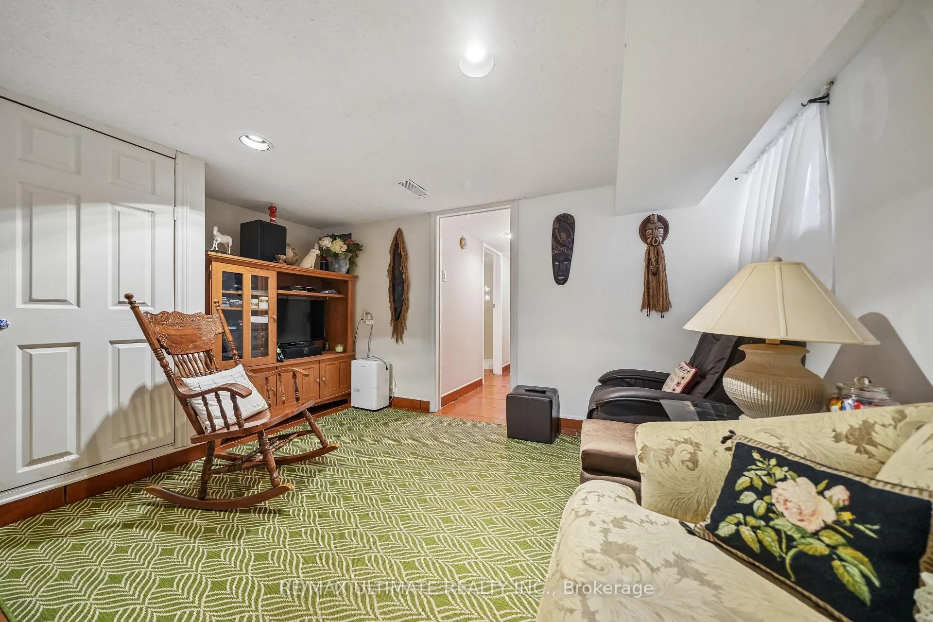 Photo 17 of 53 Gilbert Avenue, Toronto, Corso Italia-Davenport — HOMEH