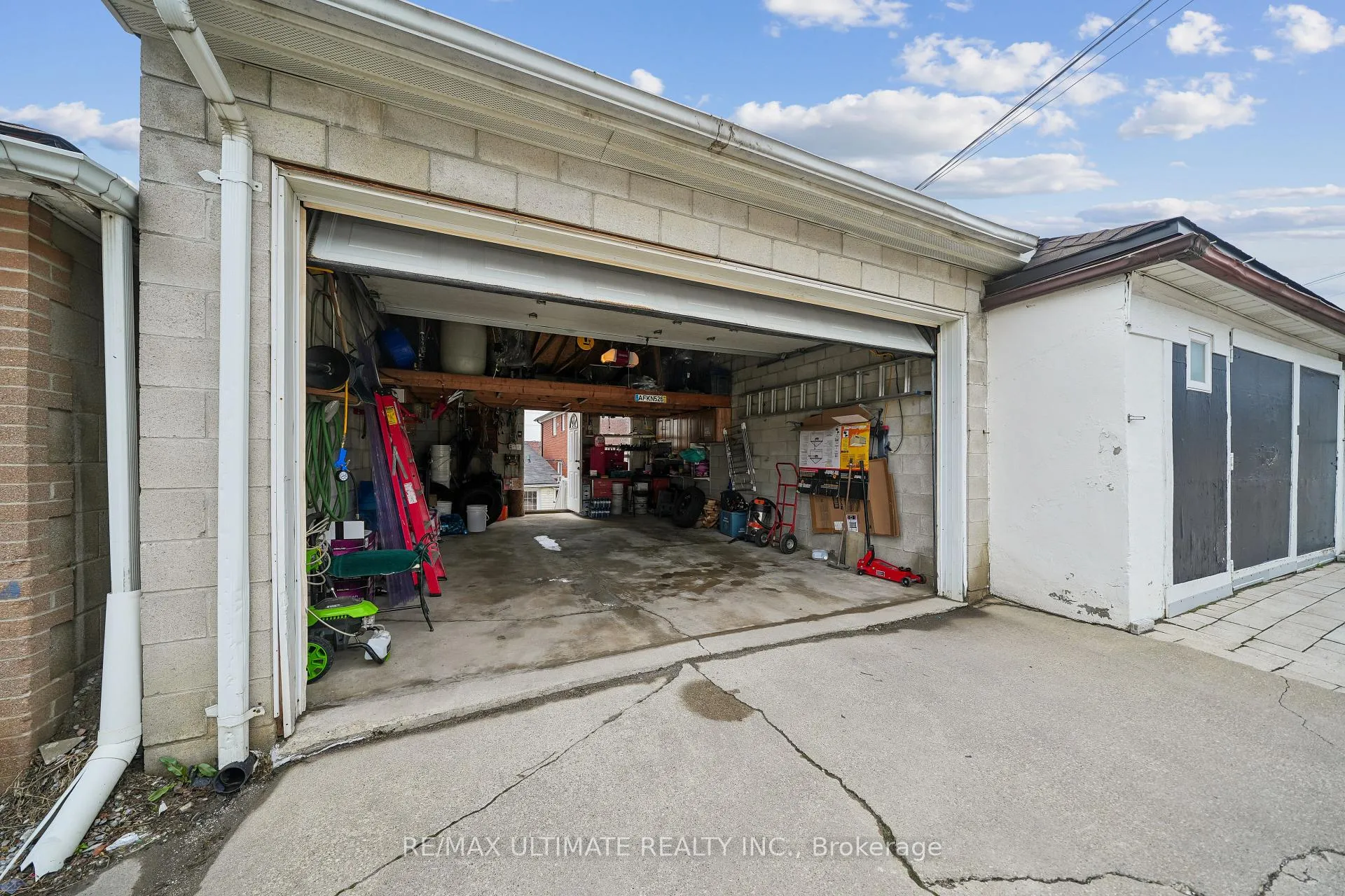 Photo 24 of 53 Gilbert Avenue, Toronto, Corso Italia-Davenport — HOMEH