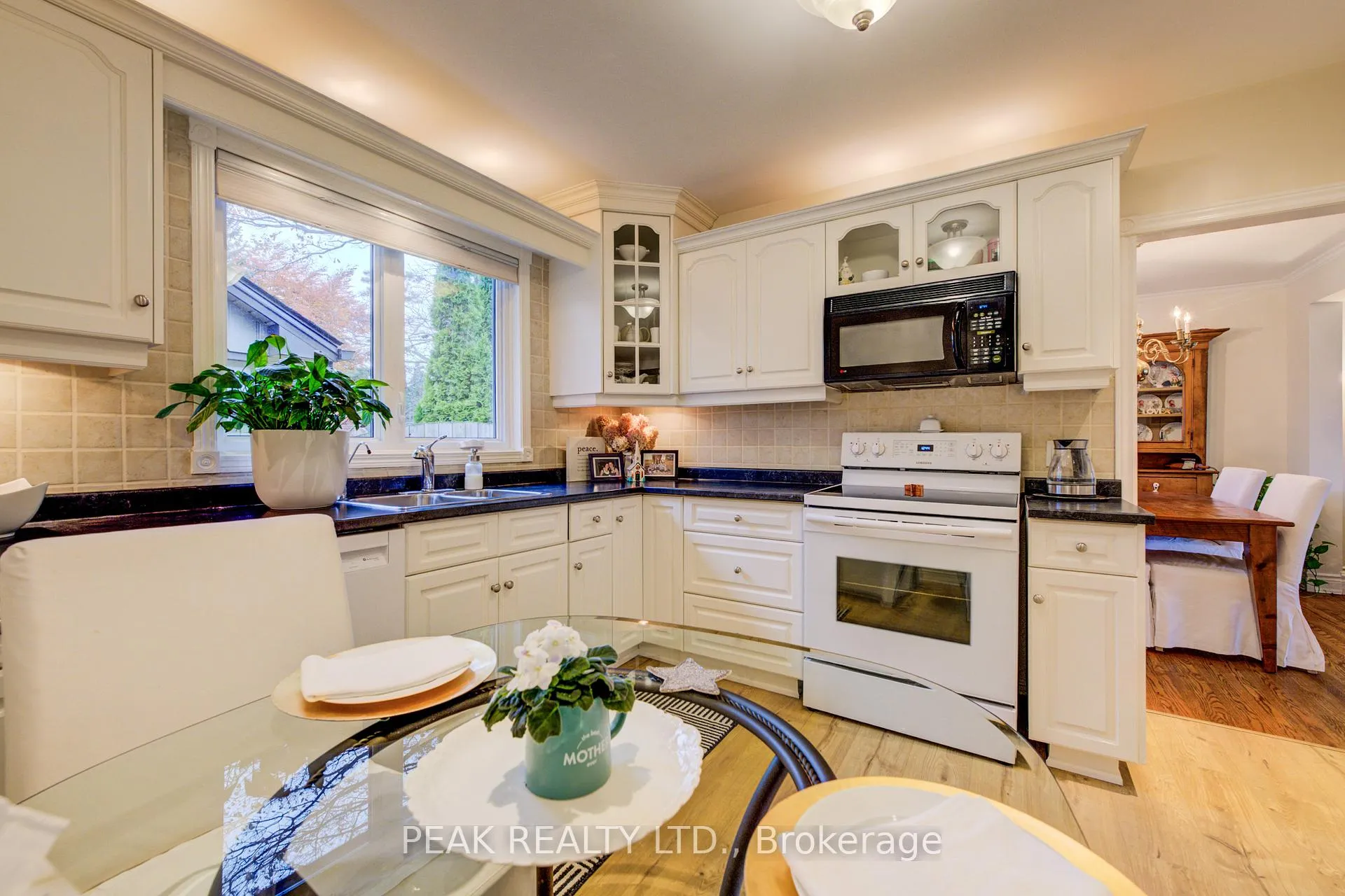 Photo 15 of 50 Edgewood Avenue, Hamilton, Sherwood — HOMEH