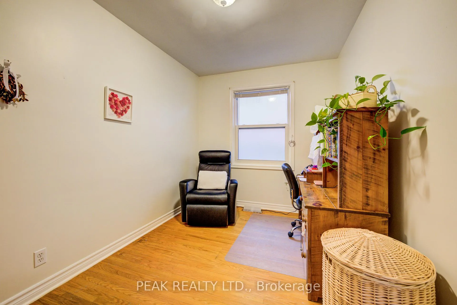 Photo 25 of 50 Edgewood Avenue, Hamilton, Sherwood — HOMEH