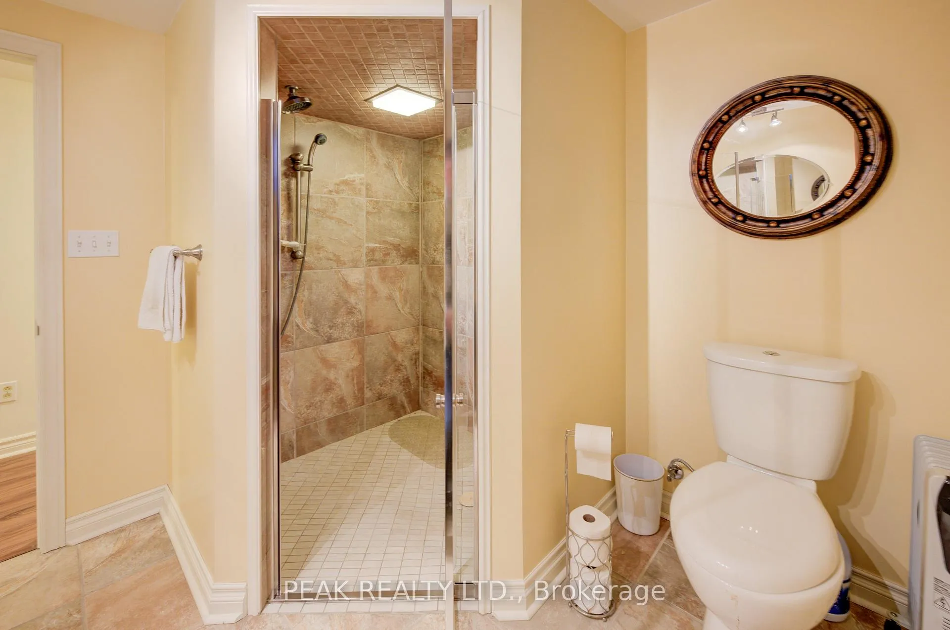 Photo 37 of 50 Edgewood Avenue, Hamilton, Sherwood — HOMEH