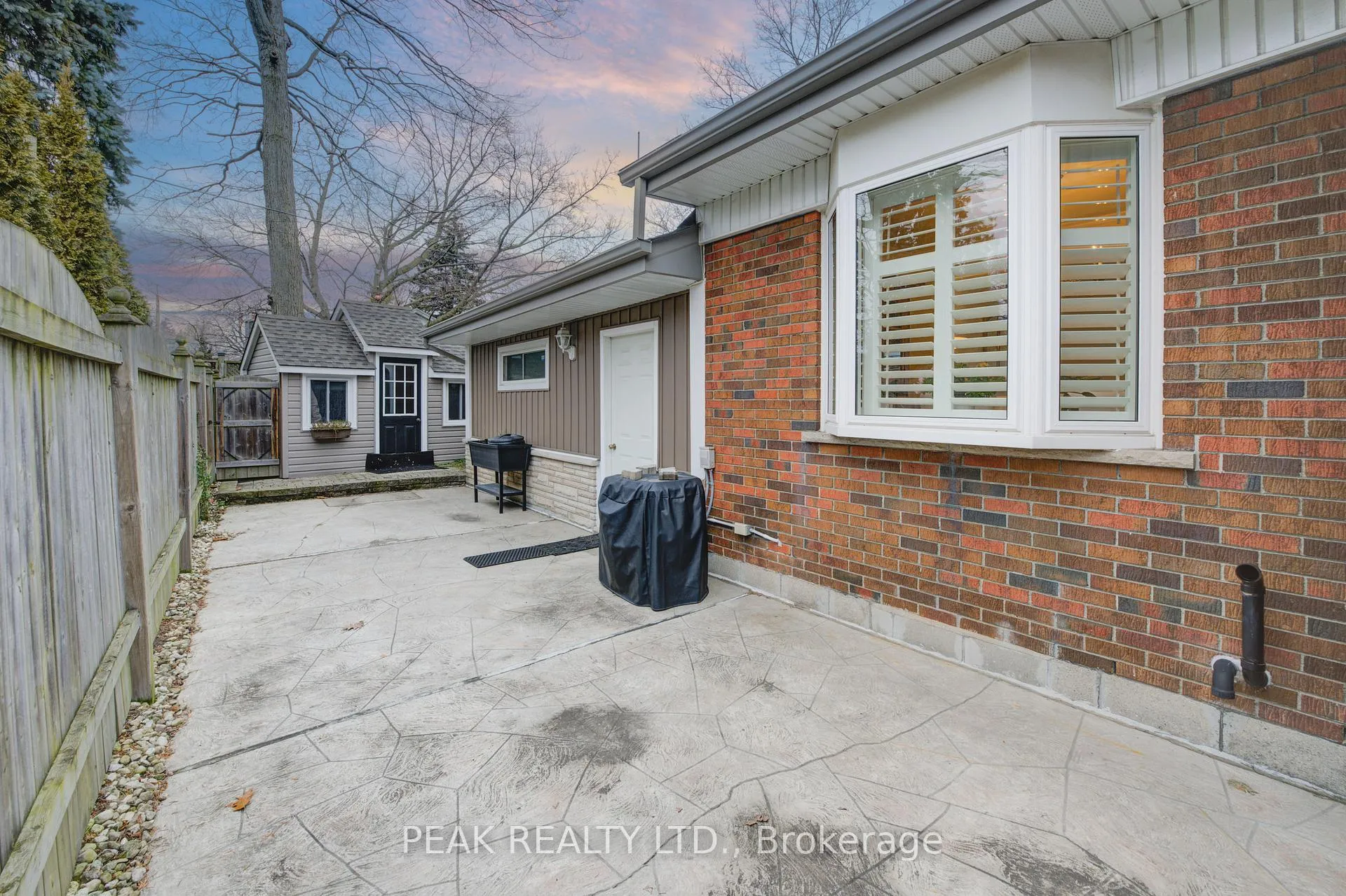 Photo 40 of 50 Edgewood Avenue, Hamilton, Sherwood — HOMEH