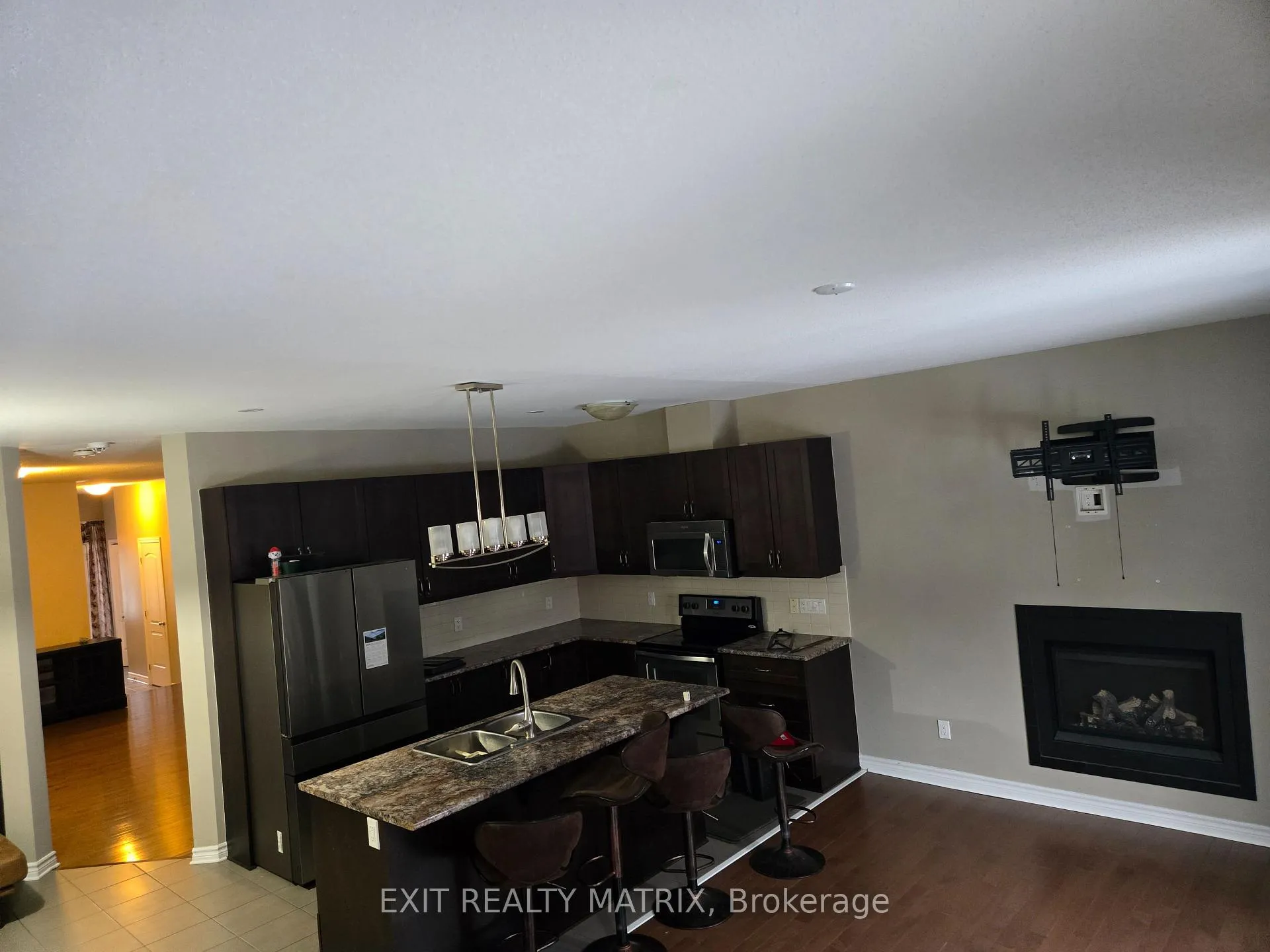 Photo 7 of 717 Hazelnut Crescent, Ottawa, Blossom Park/Kemp Park/Findlay Creek — HOMEH