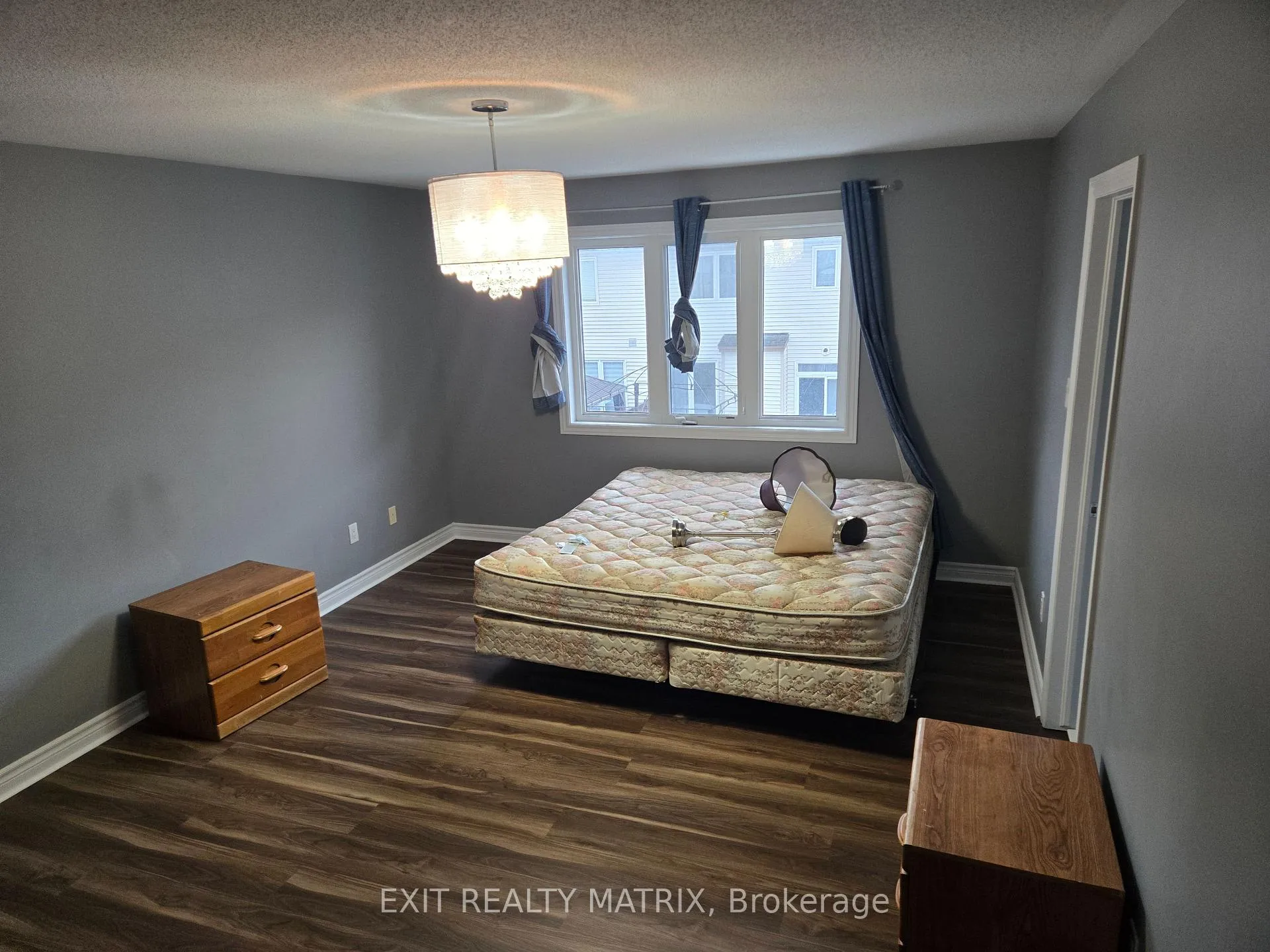 Photo 16 of 717 Hazelnut Crescent, Ottawa, Blossom Park/Kemp Park/Findlay Creek — HOMEH