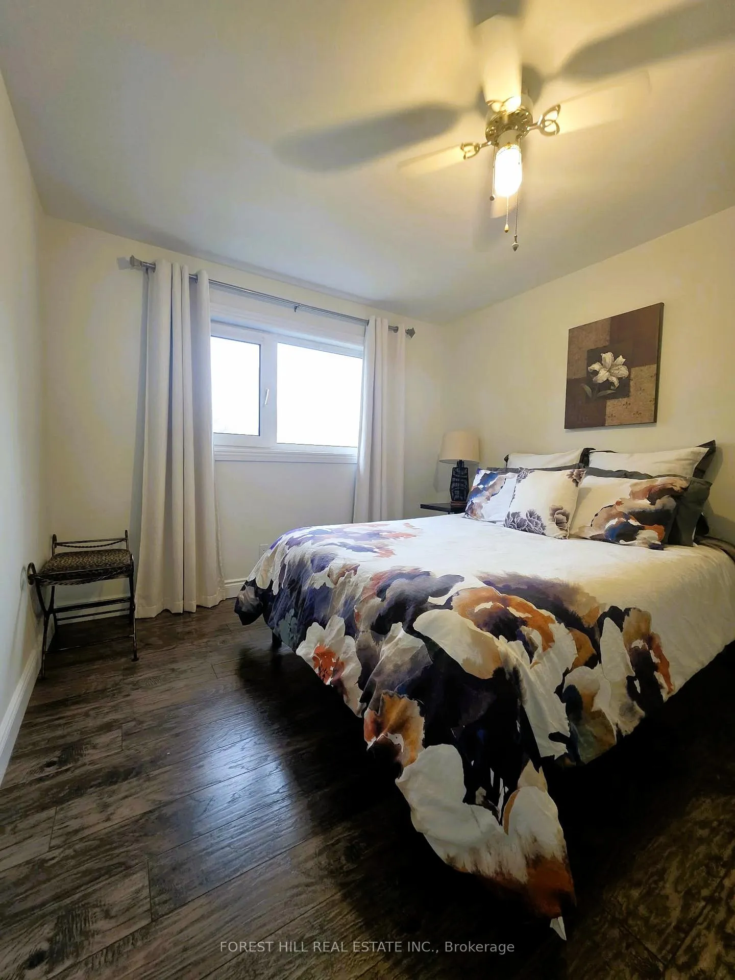Photo 12 of 859 Lakeshore Road E, Oro-Medonte, Rural Oro-Medonte — HOMEH