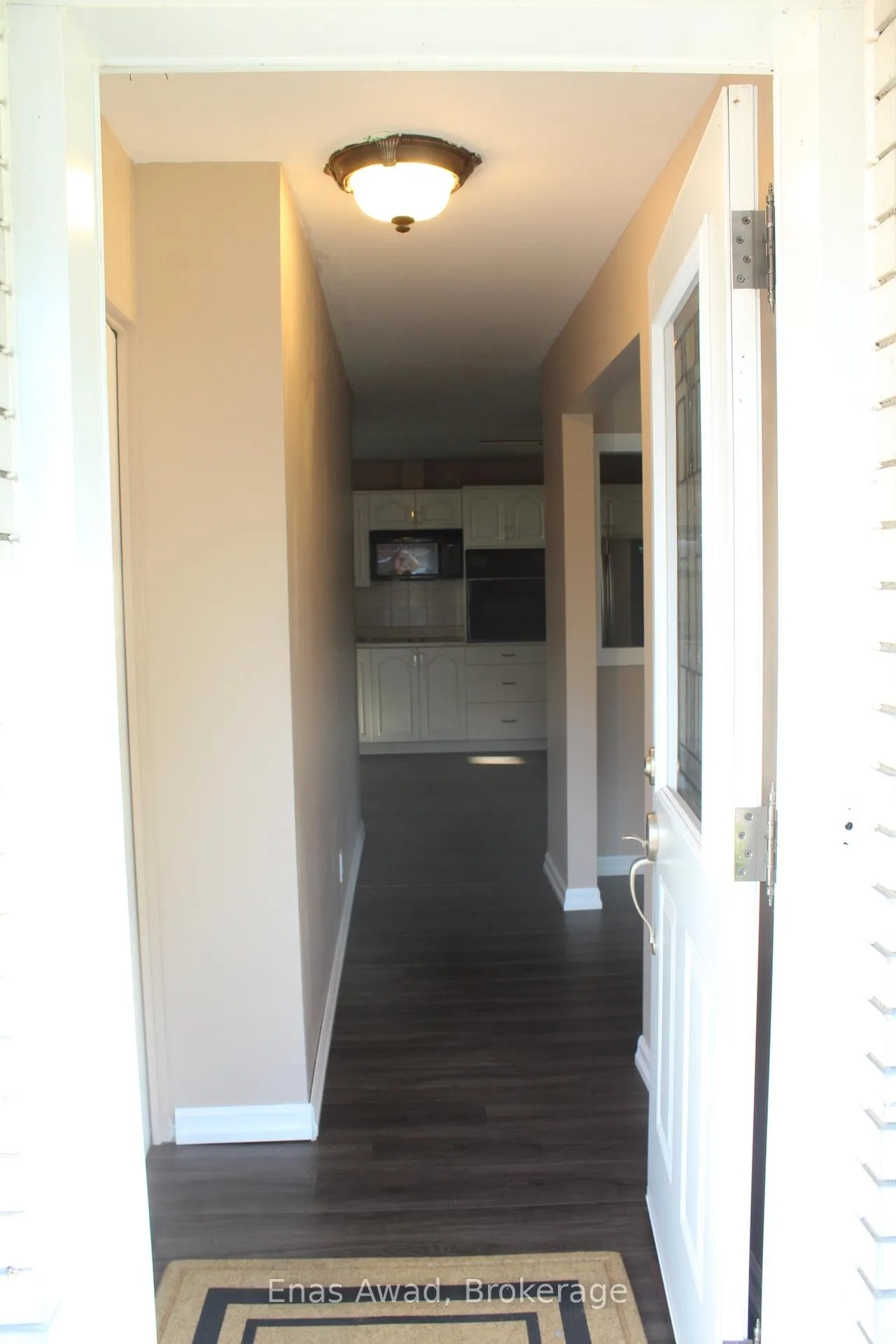 Photo 5 of Unit 1, 356 Shakespeare Street, Ottawa, Vanier — HOMEH