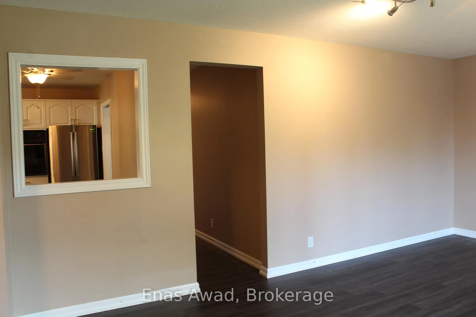 Photo 7 of Unit 1, 356 Shakespeare Street, Ottawa, Vanier — HOMEH