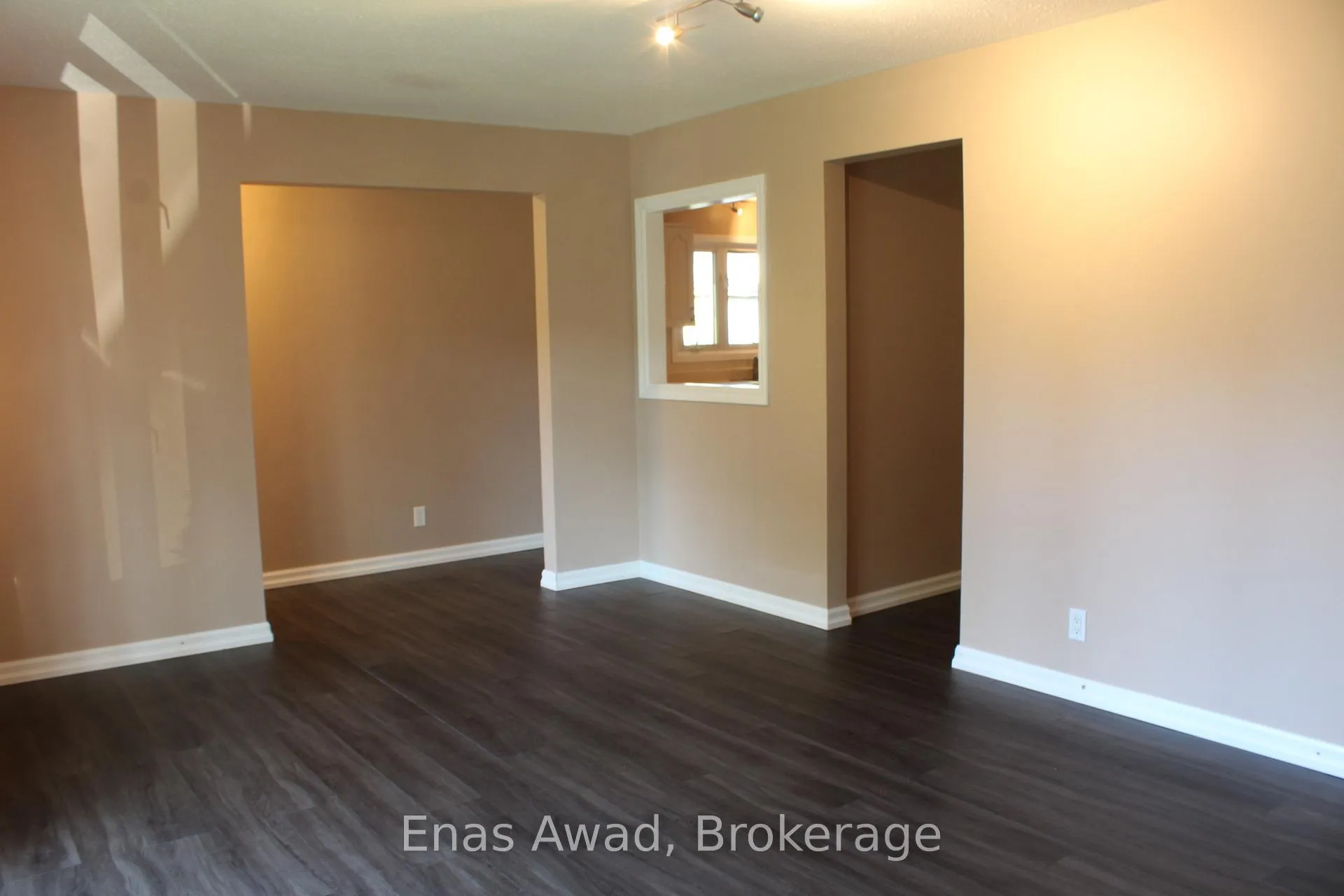 Photo 8 of Unit 1, 356 Shakespeare Street, Ottawa, Vanier — HOMEH