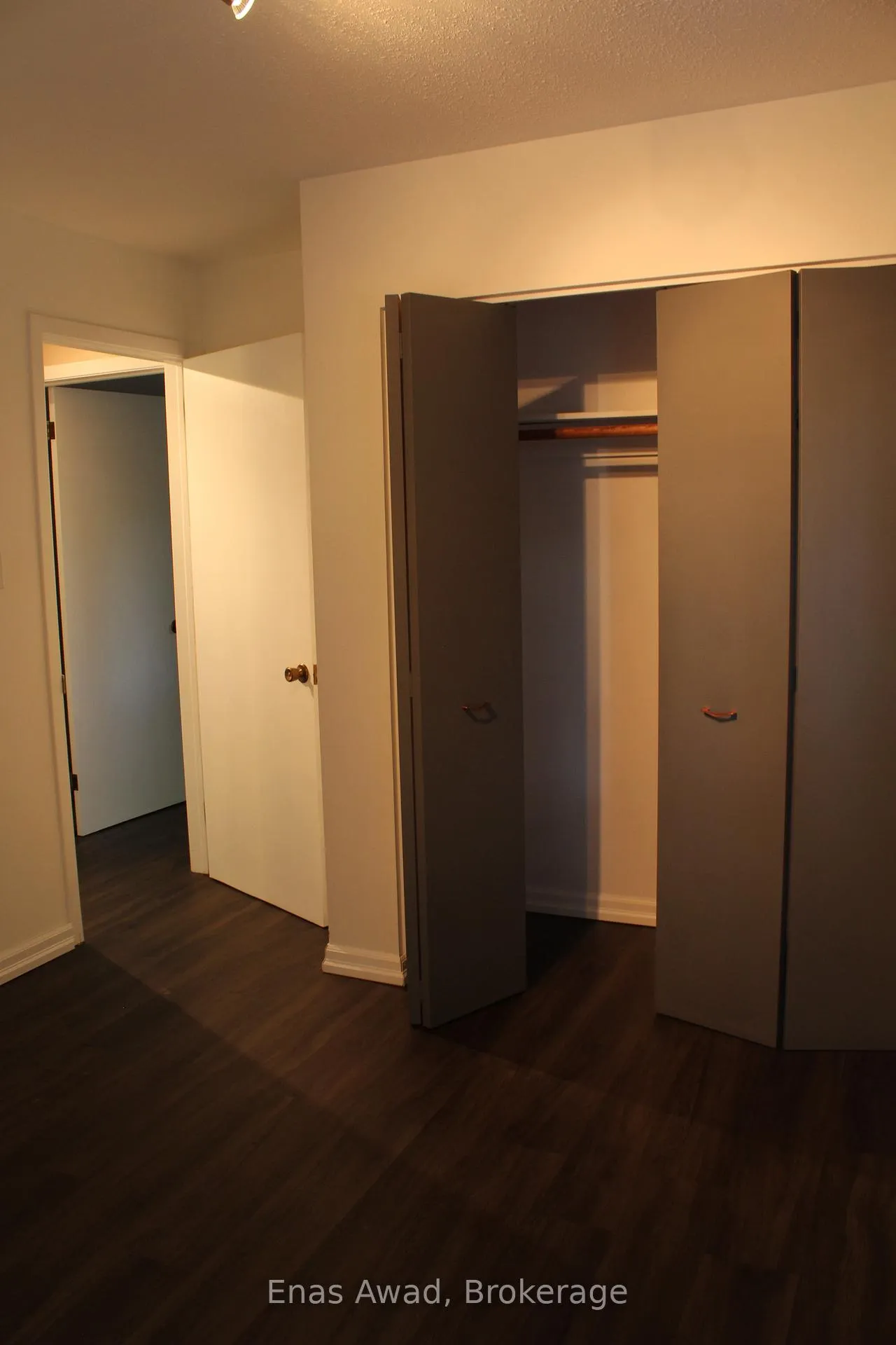 Photo 21 of Unit 1, 356 Shakespeare Street, Ottawa, Vanier — HOMEH
