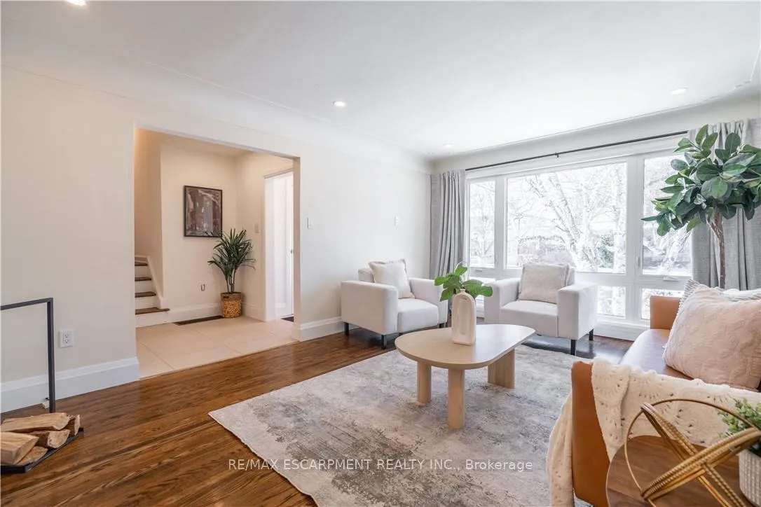 Photo 8 of 7 Glenmorris Drive, Hamilton, Dundas — HOMEH