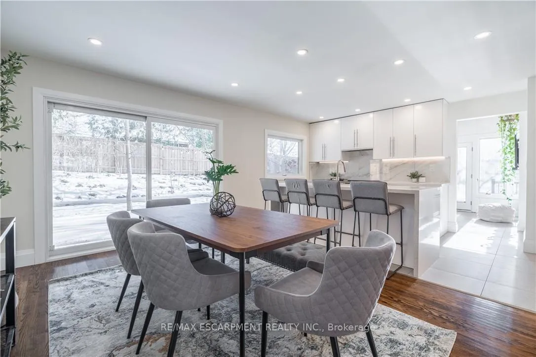 Photo 13 of 7 Glenmorris Drive, Hamilton, Dundas — HOMEH