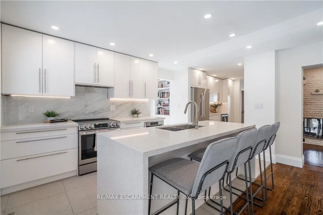 Photo 17 of 7 Glenmorris Drive, Hamilton, Dundas — HOMEH