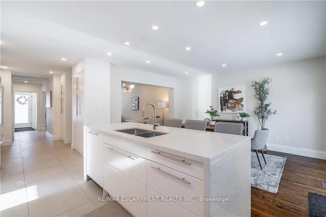 Photo 18 of 7 Glenmorris Drive, Hamilton, Dundas — HOMEH
