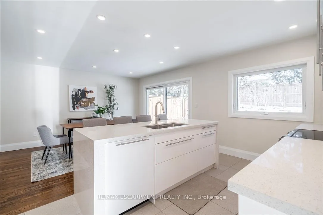 Photo 19 of 7 Glenmorris Drive, Hamilton, Dundas — HOMEH