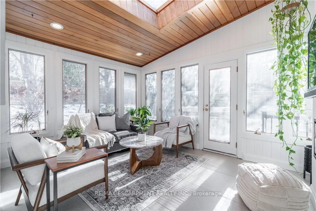 Photo 23 of 7 Glenmorris Drive, Hamilton, Dundas — HOMEH