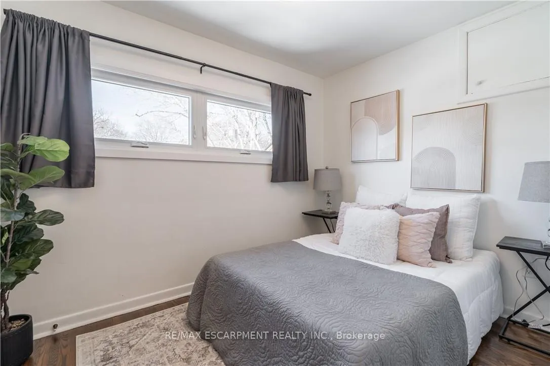 Photo 27 of 7 Glenmorris Drive, Hamilton, Dundas — HOMEH
