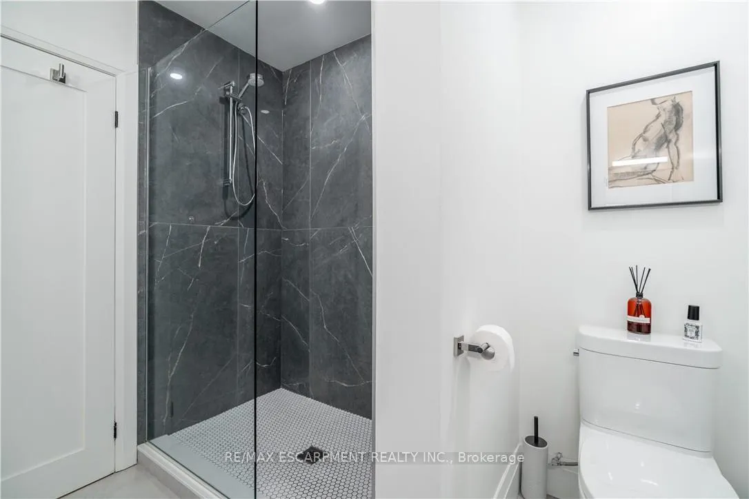 Photo 29 of 7 Glenmorris Drive, Hamilton, Dundas — HOMEH